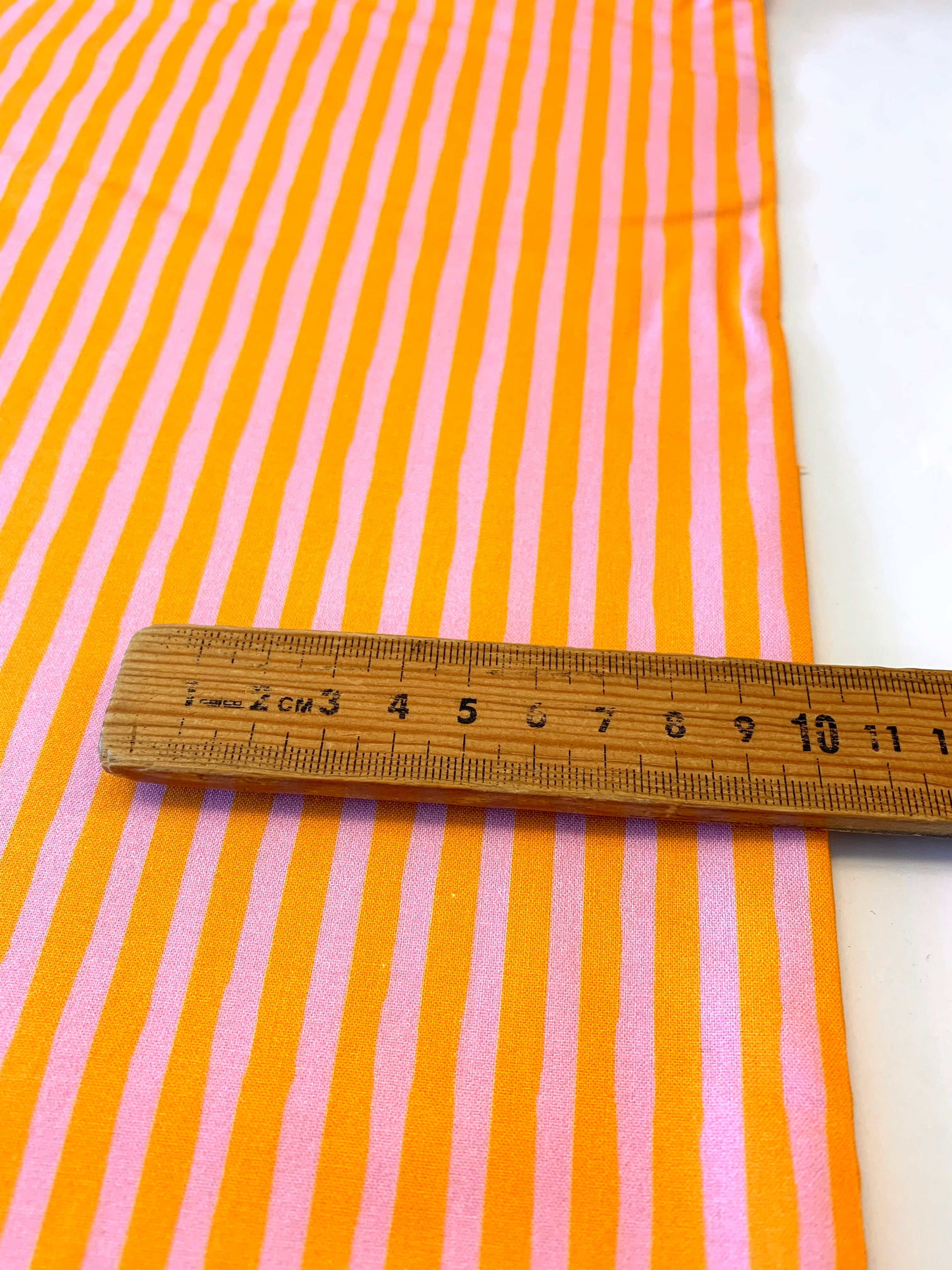 Heather Ross  Ruby & Bee Blenders/ Drawn Stripe in Tumeric/Vervain