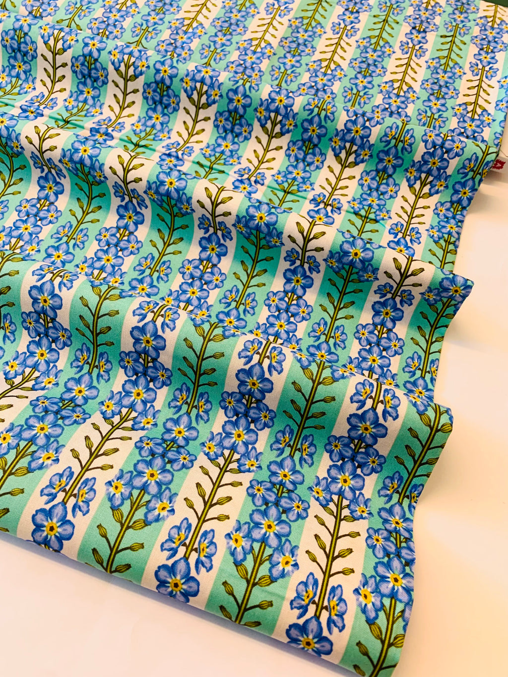 Anna Maria Horner Iconic/ Forget Me Not in Fresh