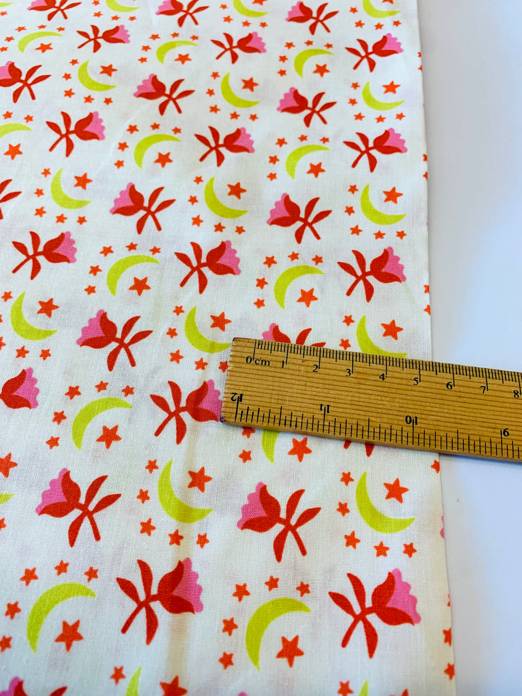 Catnap Moonflower in Natural/ Ruby Star Society