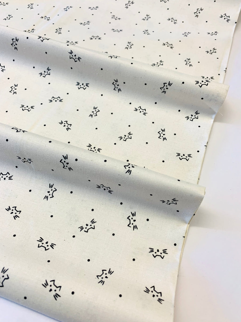 Windham Fabrics/ Miniatures Mini Meow