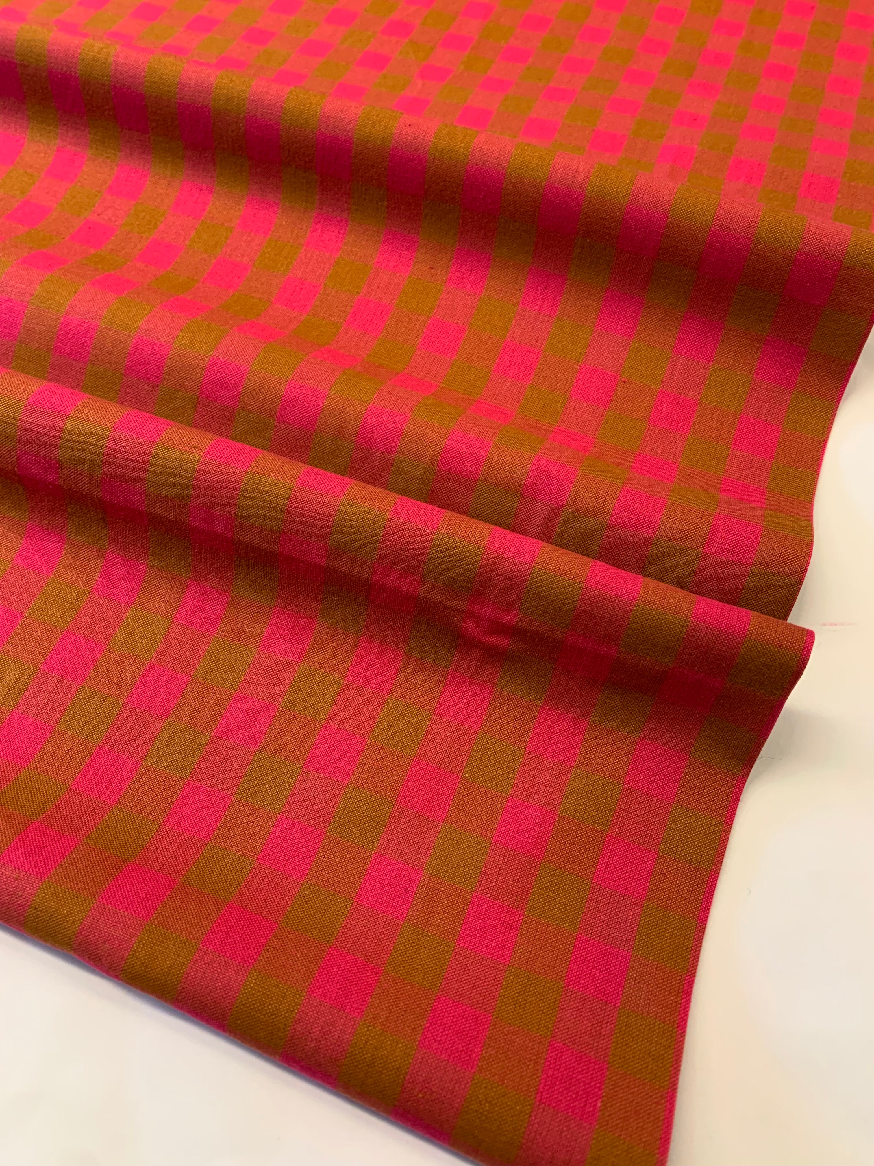 Anna Maria Horner Garden Variety/ Common Ground in Hot