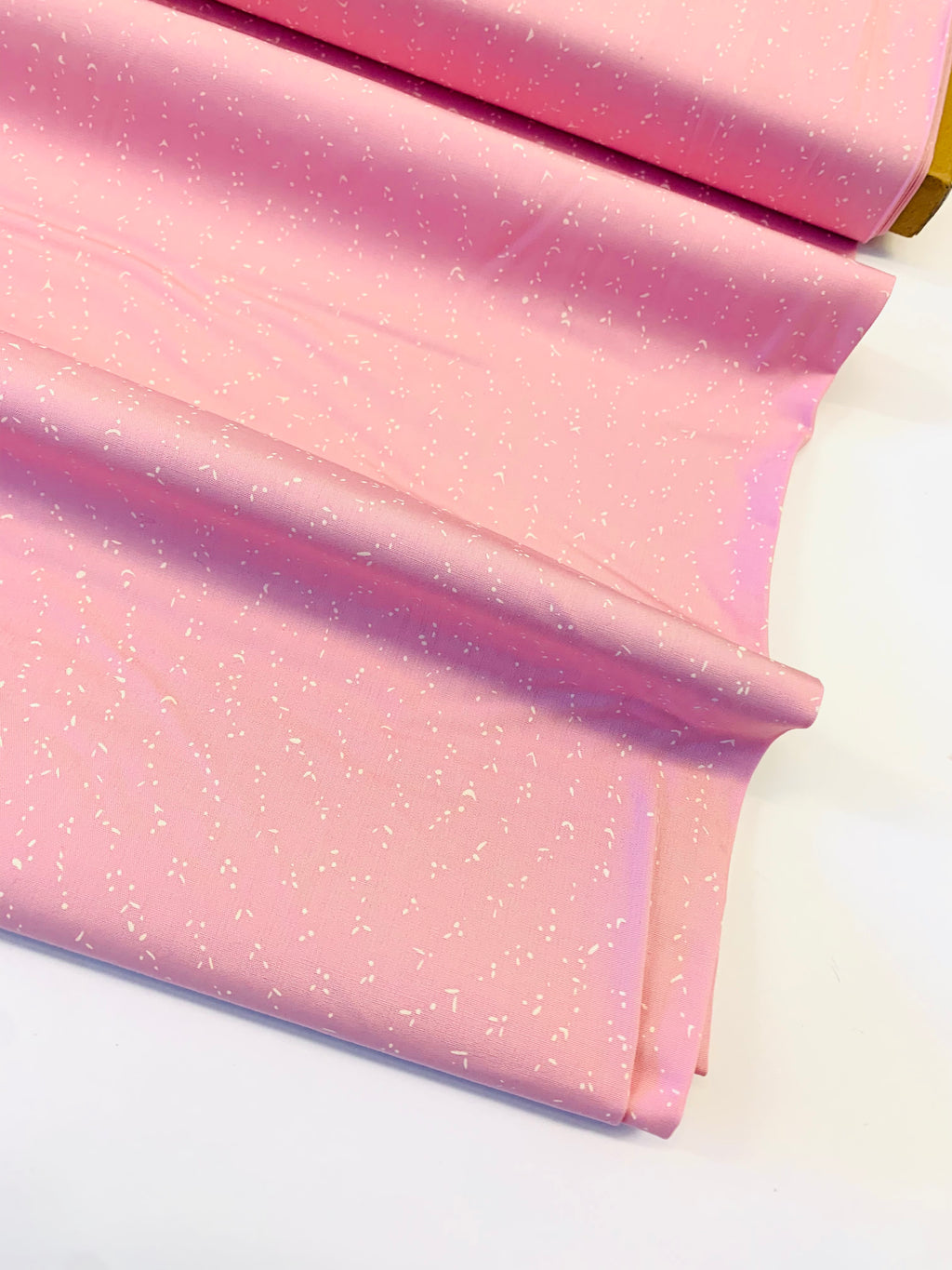 Art Gallery Fabrics/ THE CUR8TOR Gardenista Whirlwind Leaves