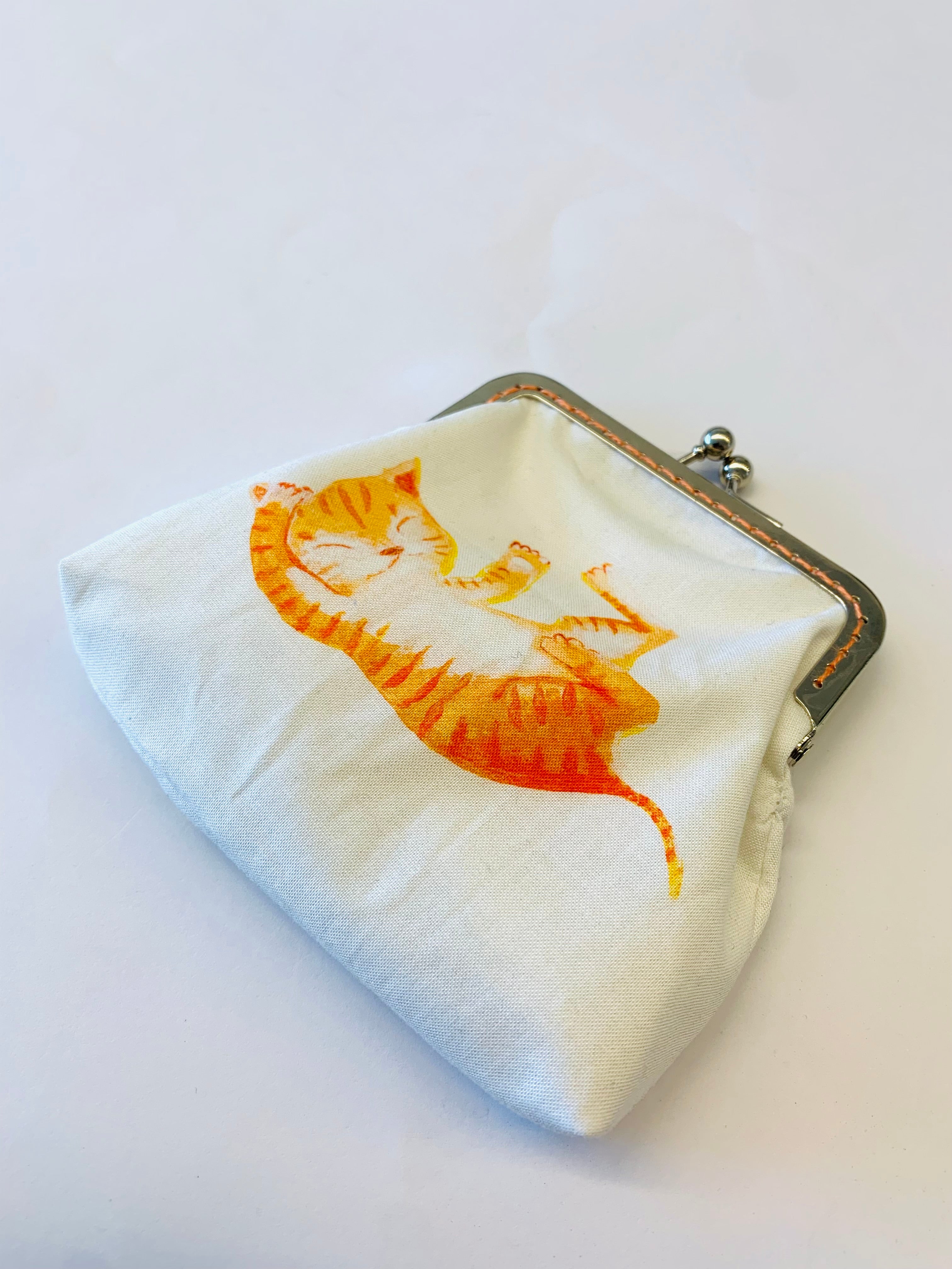The Selvedge Society CLIP PURSE Kit/ Barn Kittens