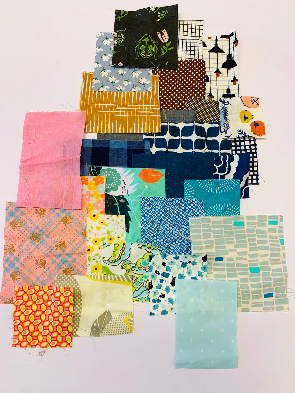 The Selvedge Society Sew Along/ Scrappy Bundle