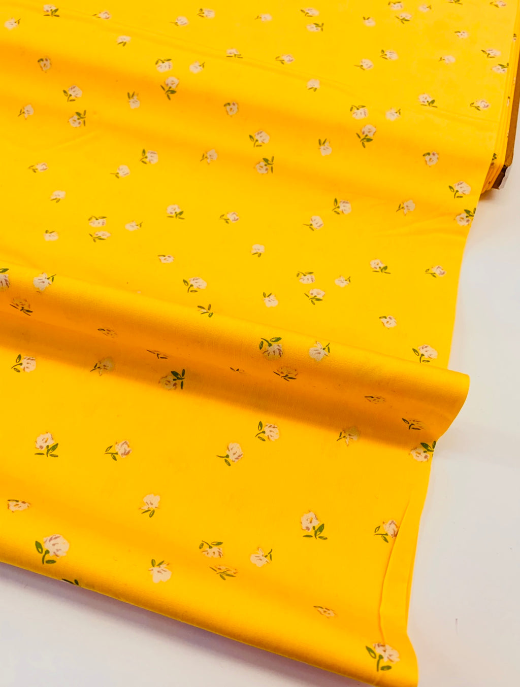 Art Gallery Fabrics/ THE CUR8TOR Blooming Rain