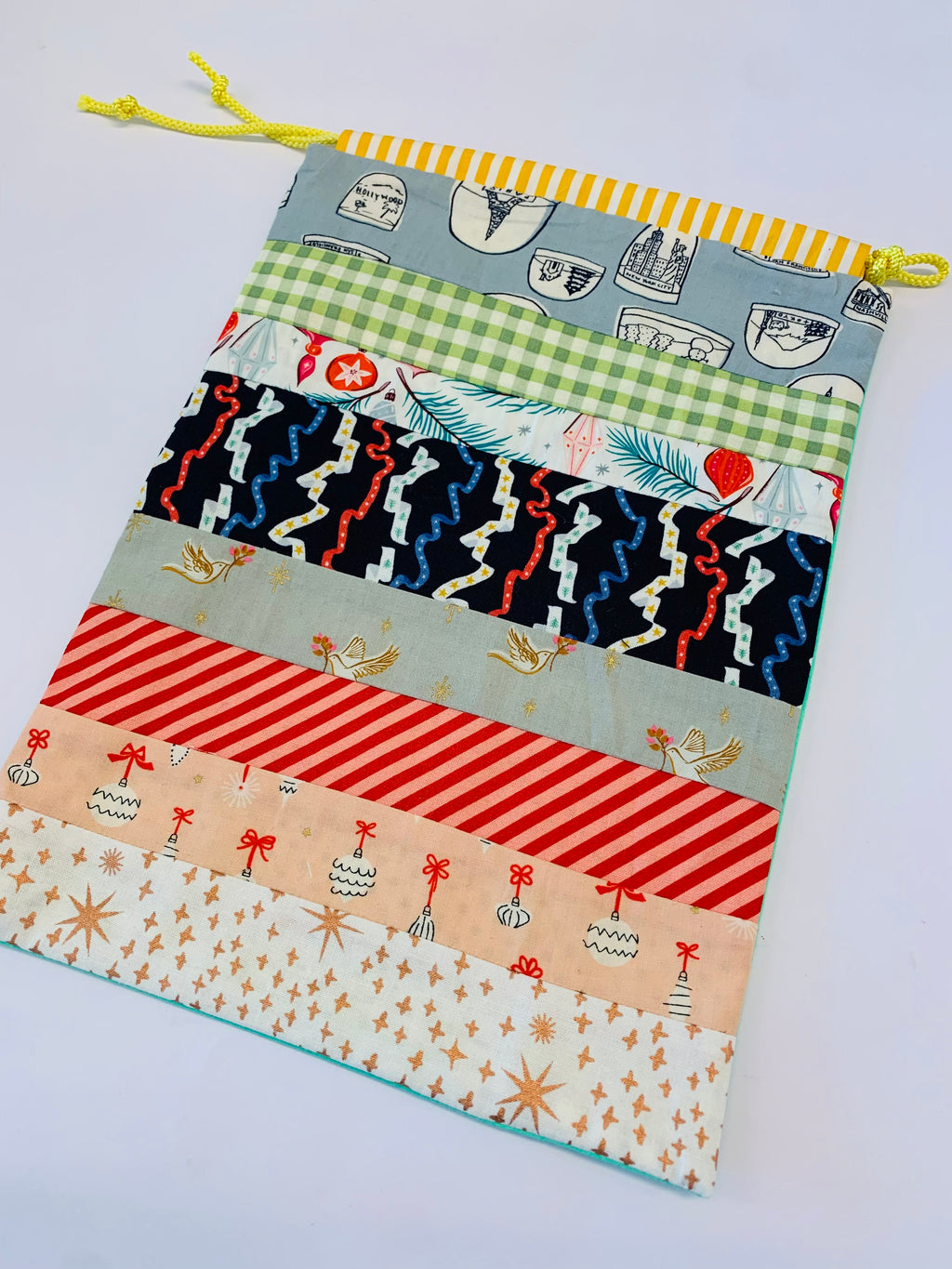 Scrappy Christmas Dilly Bag/ Stripe A