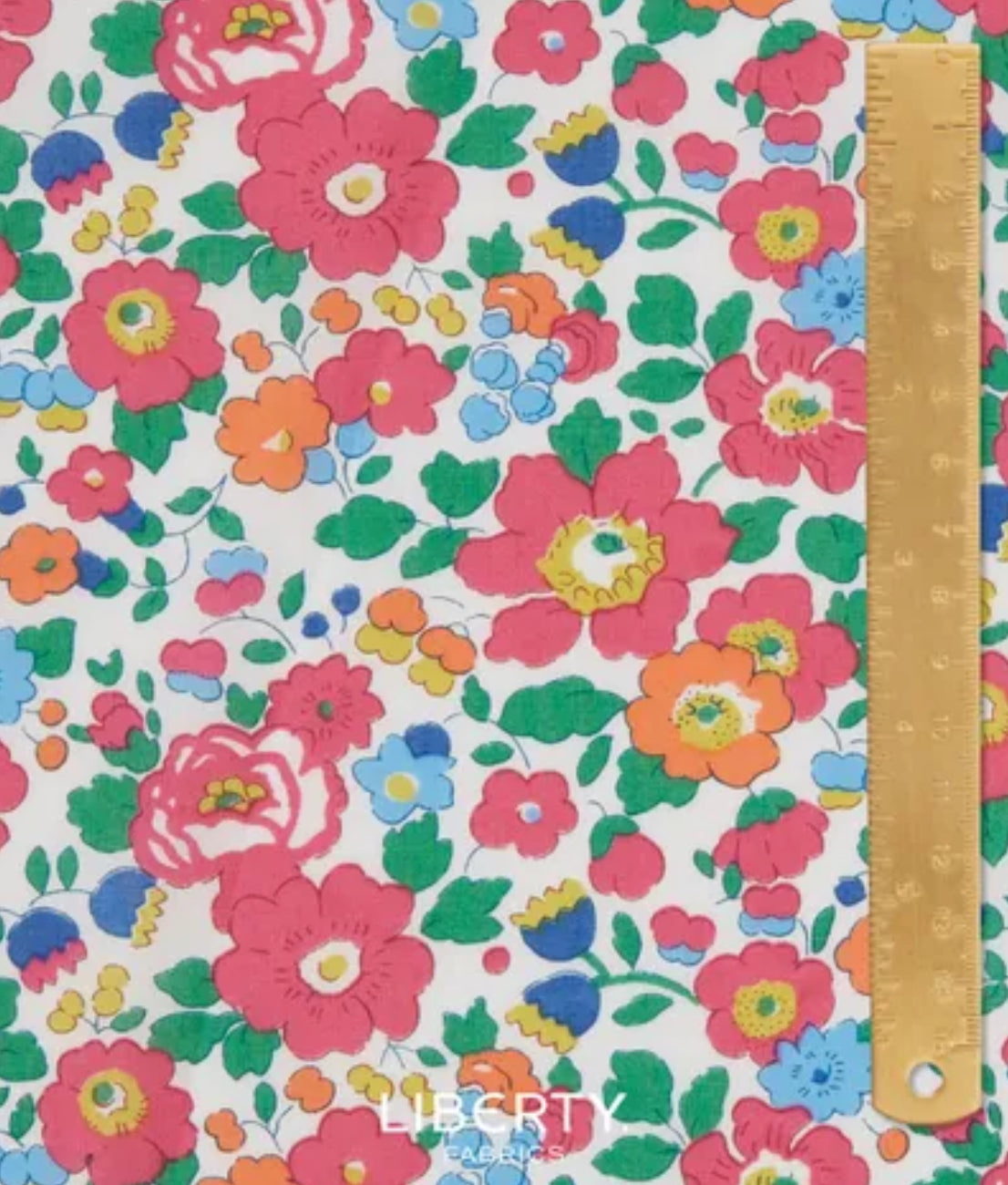 CLASSIC 24 Liberty Fabrics Tana Lawn/ Betsy V