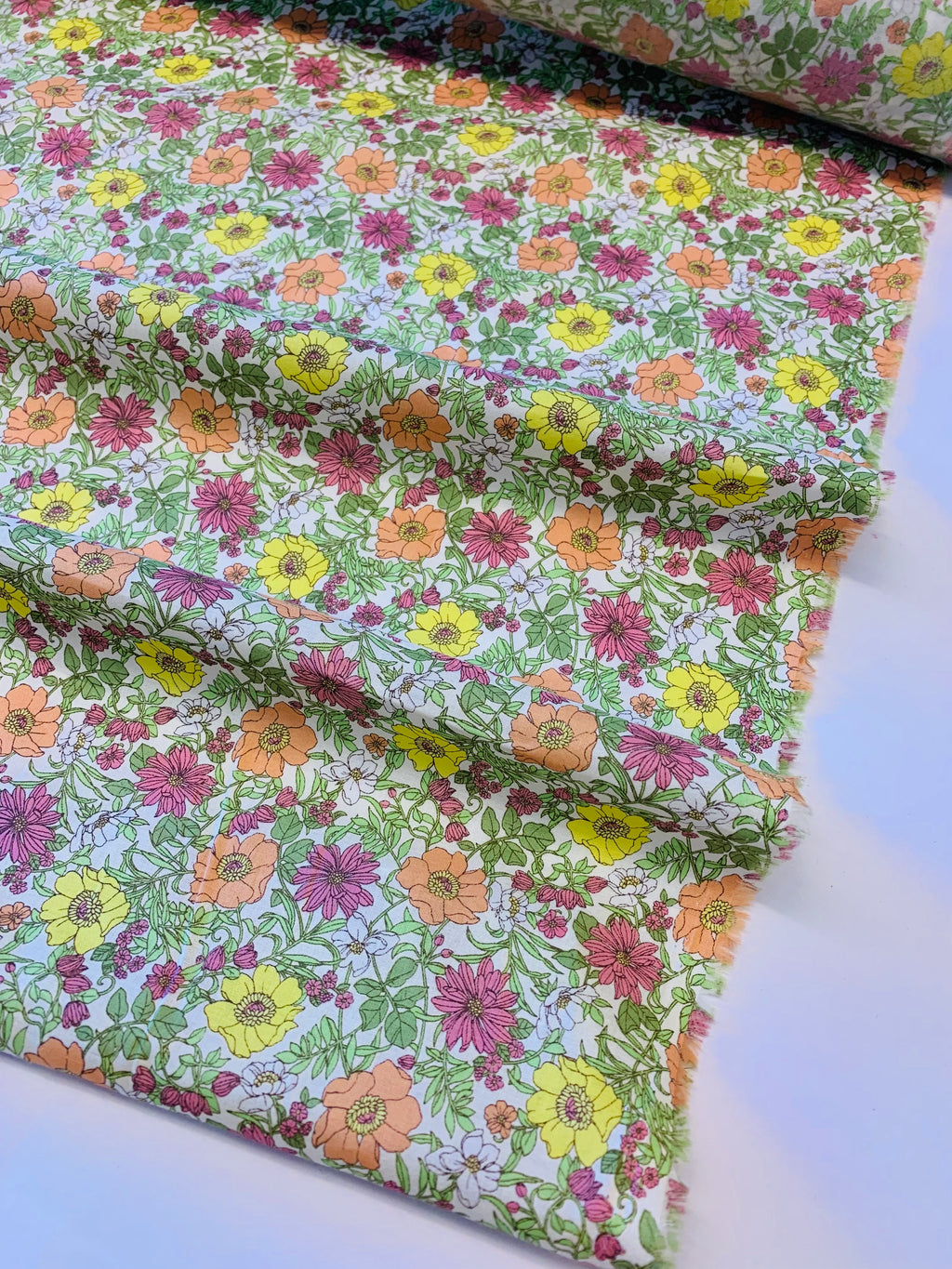 MEADOW FLOWER/ Cotton Lawn by Kokka