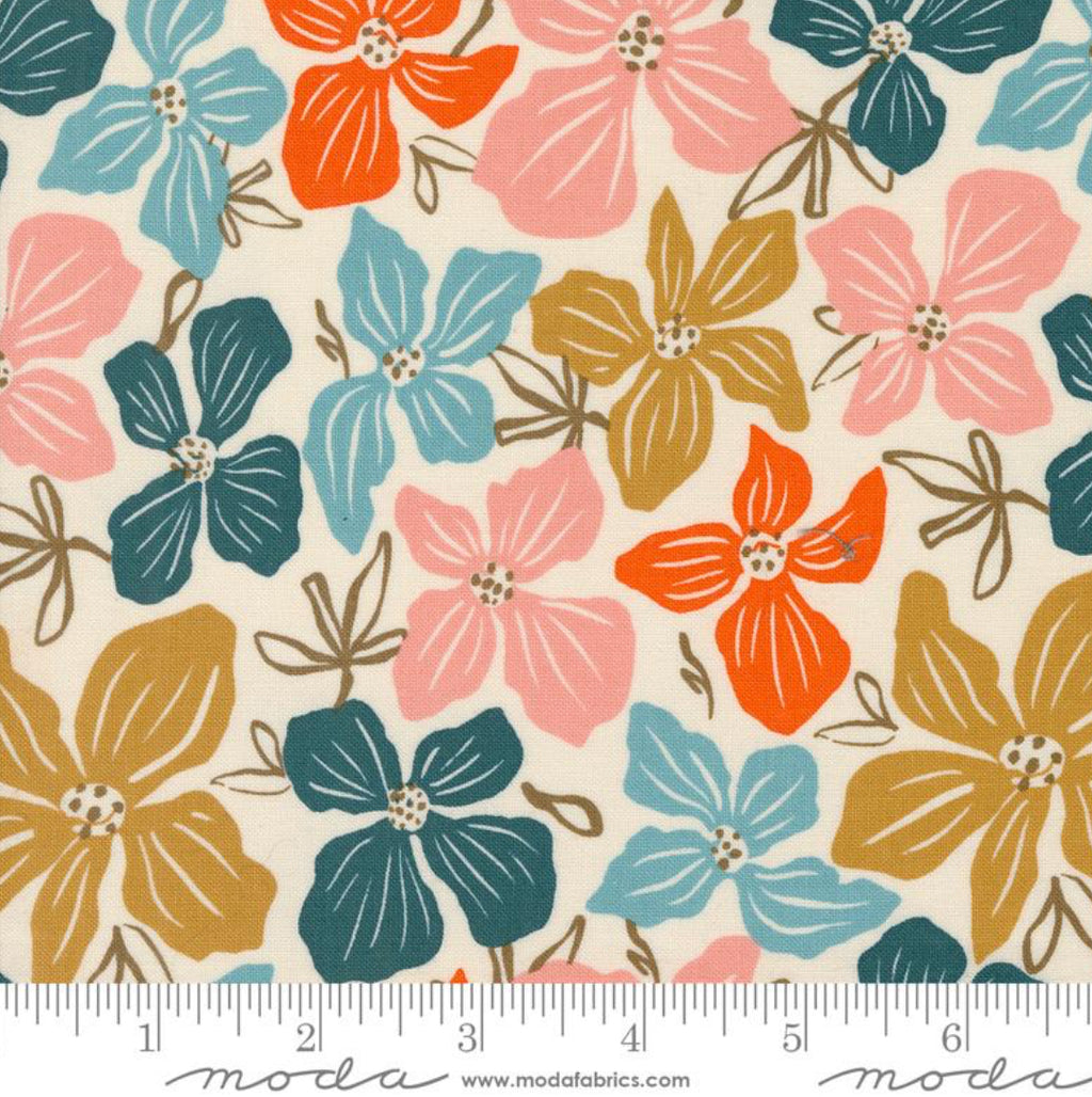 Things Above/ Eggshell by Moda