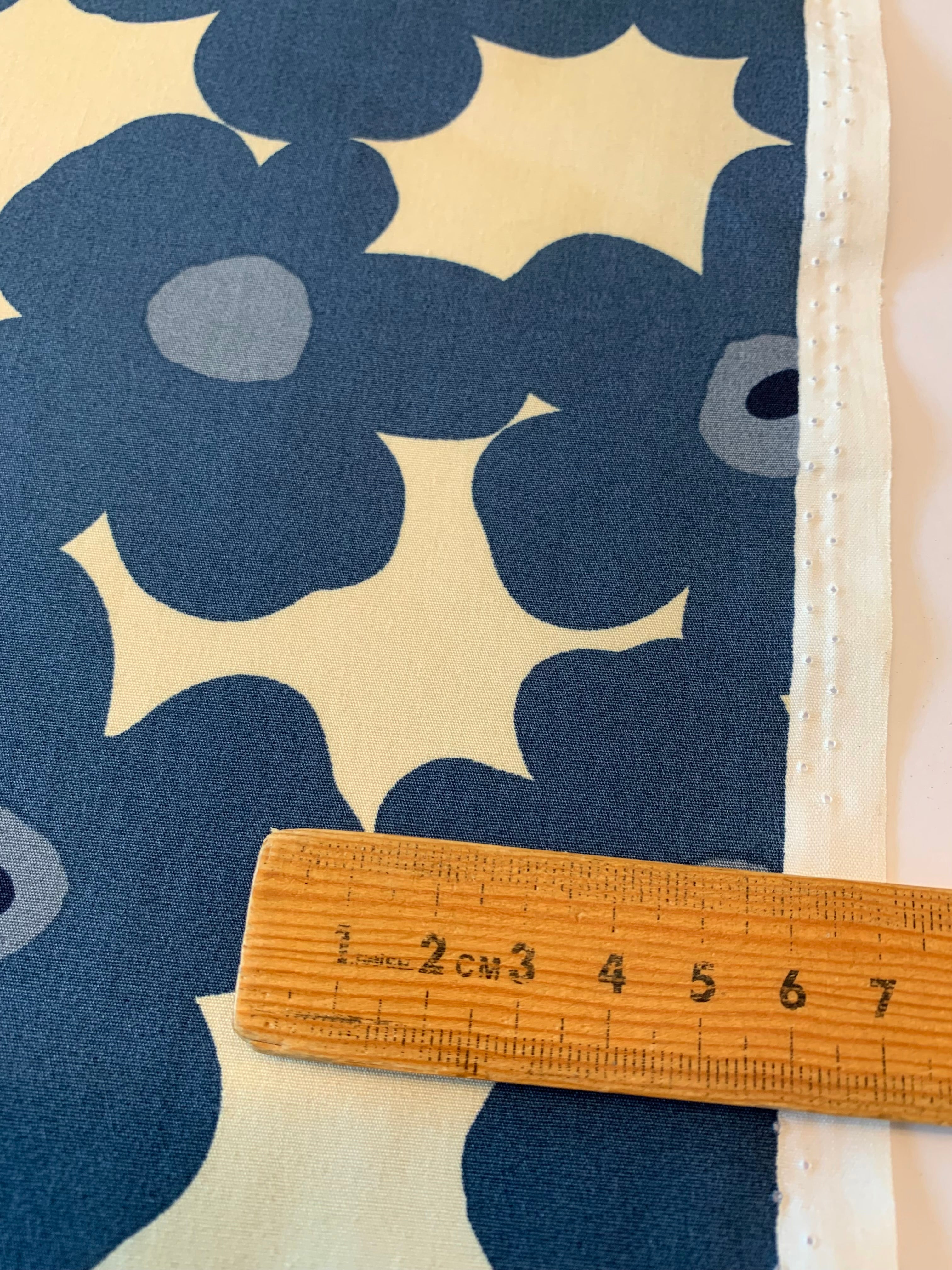 FESTIVAL FLOWER in Blue/ Cotton poplin print