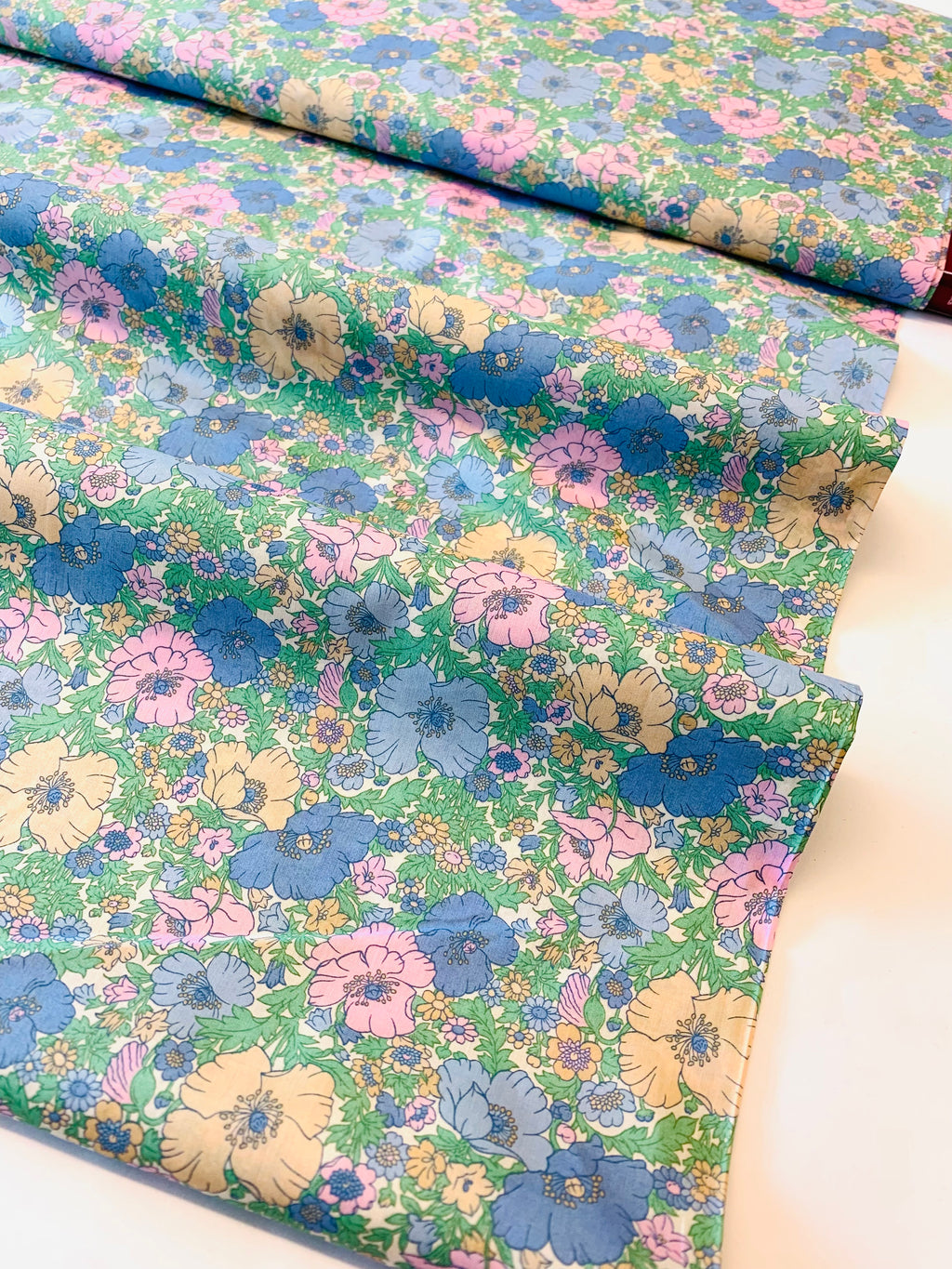 Liberty Fabrics Classic 24/ Meadow Song D