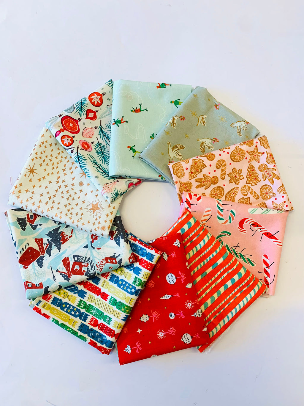 DECK THE HALLS Fat 1/8th bundle