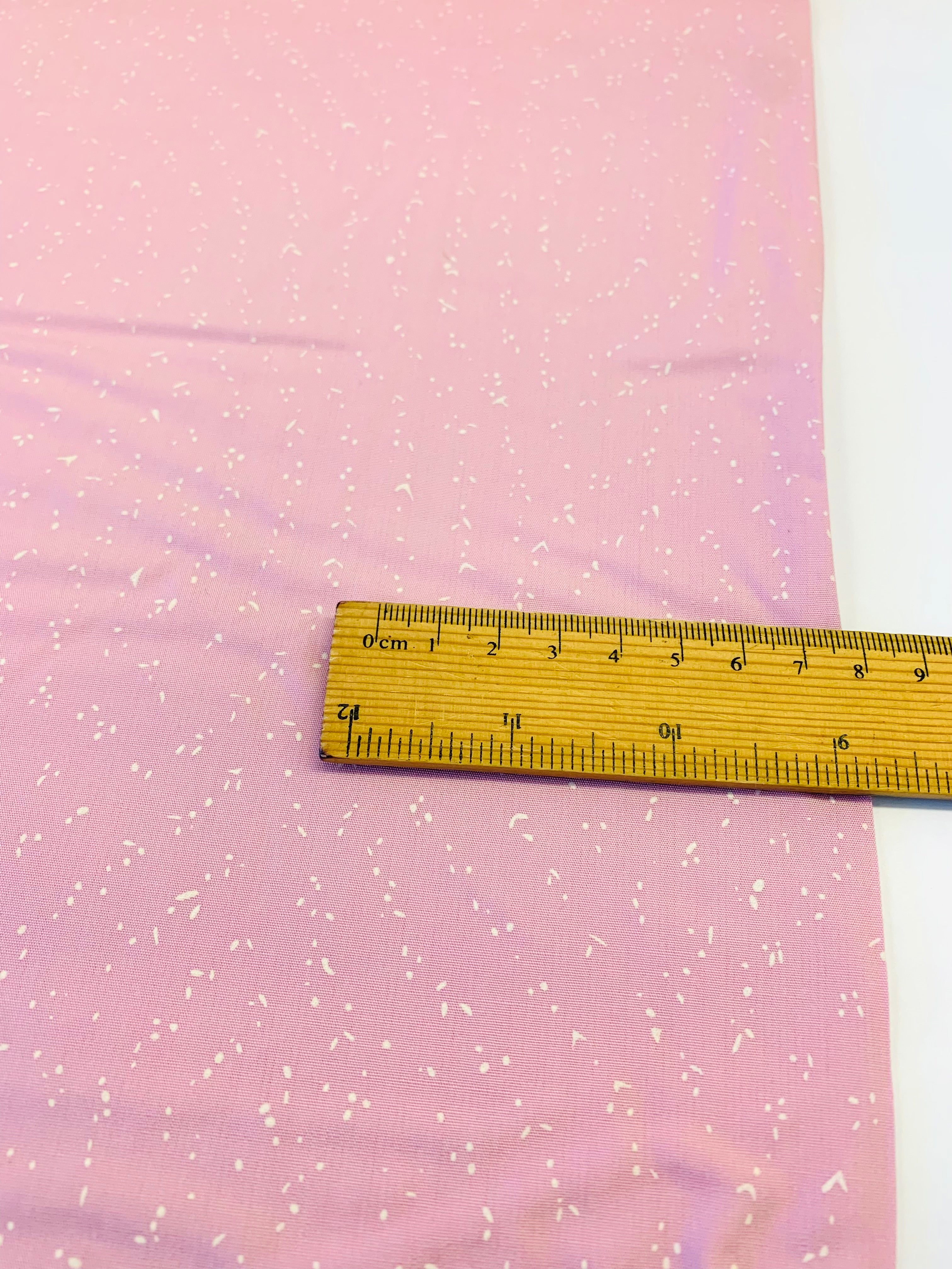 Art Gallery Fabrics/ THE CUR8TOR Gardenista Whirlwind Leaves