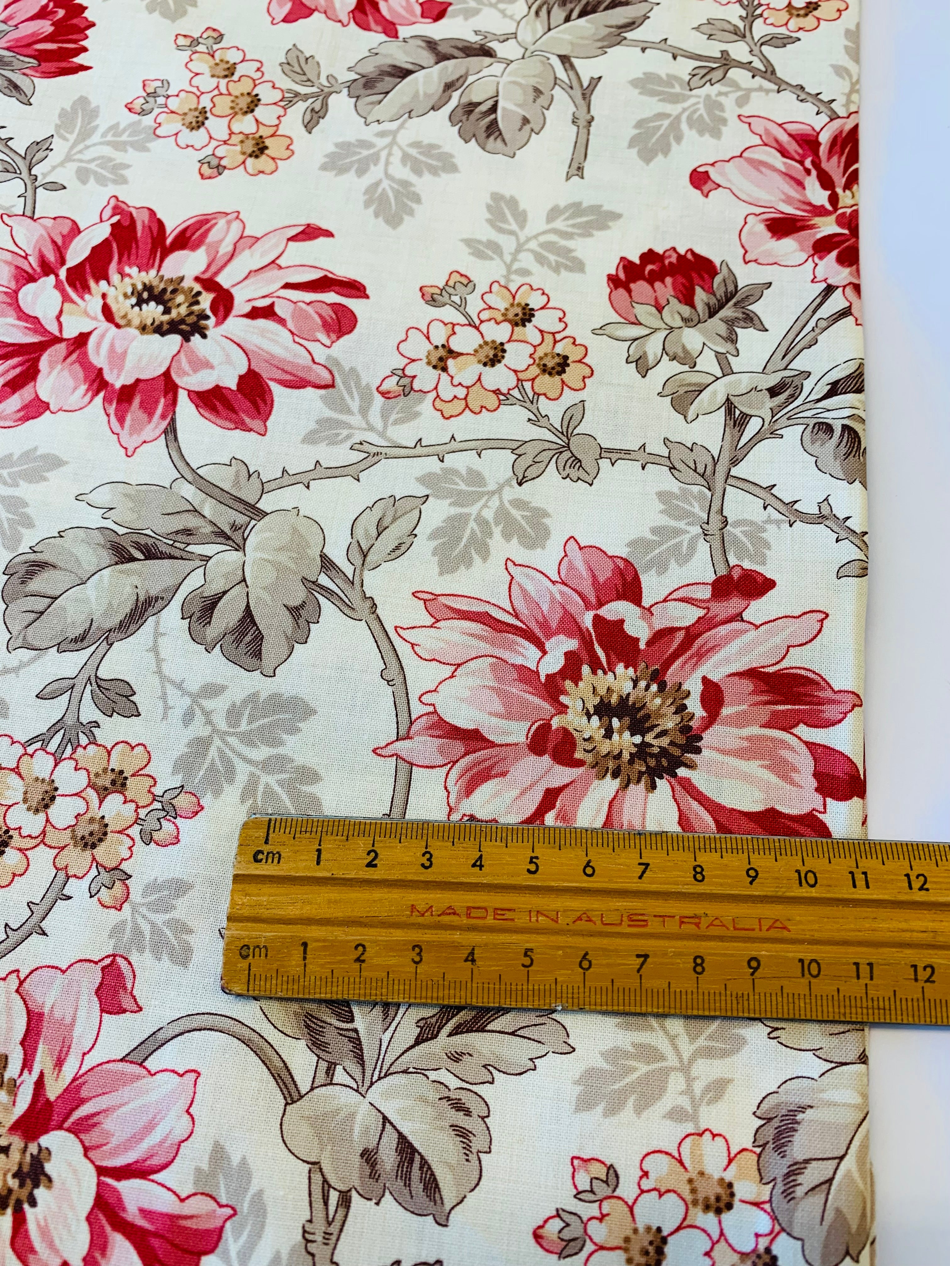 French General Joie de Vivre/ Pearl Floral by Moda