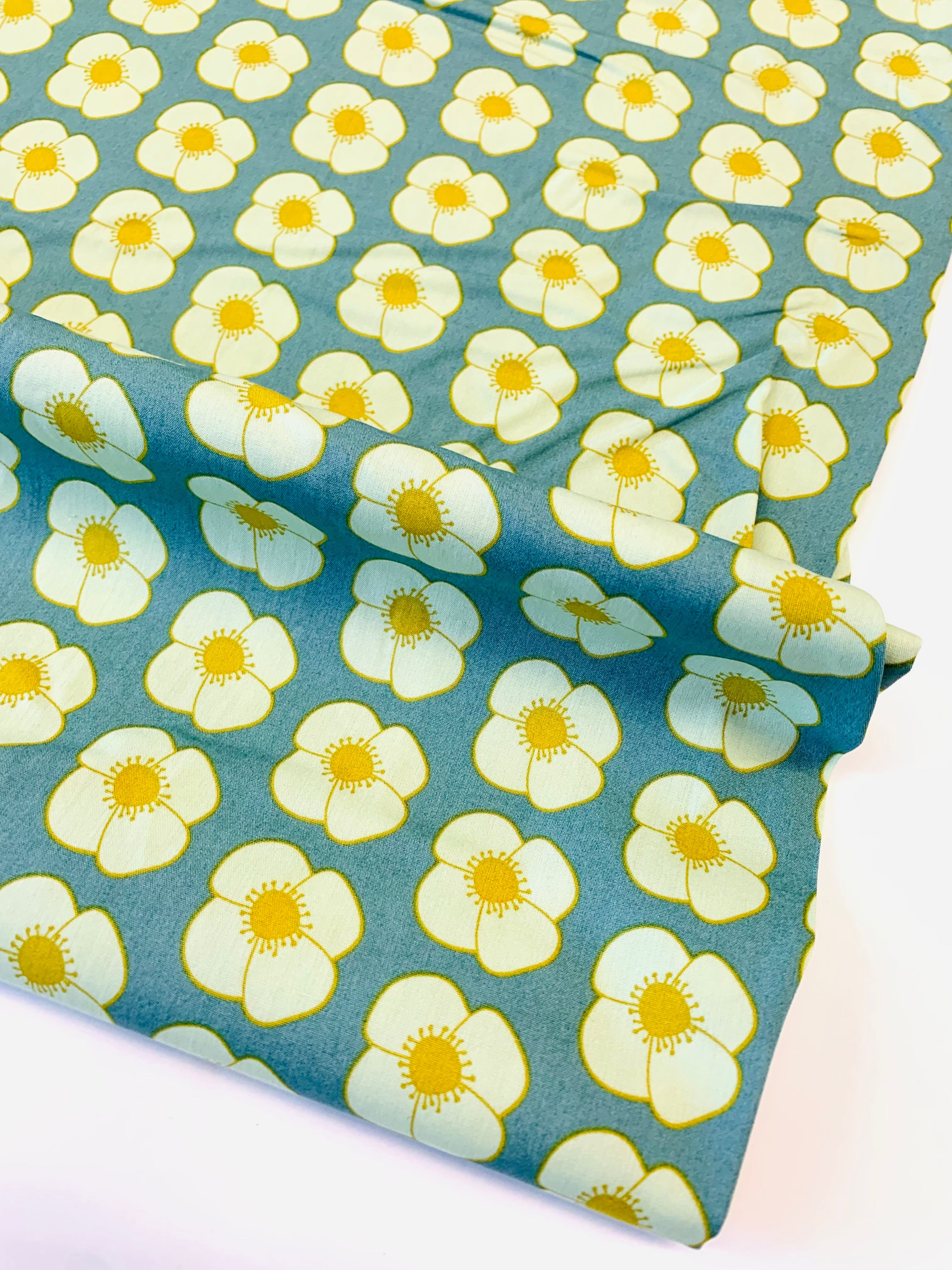 Art Gallery Fabrics/ GEOBLOOM Joyful Poppies