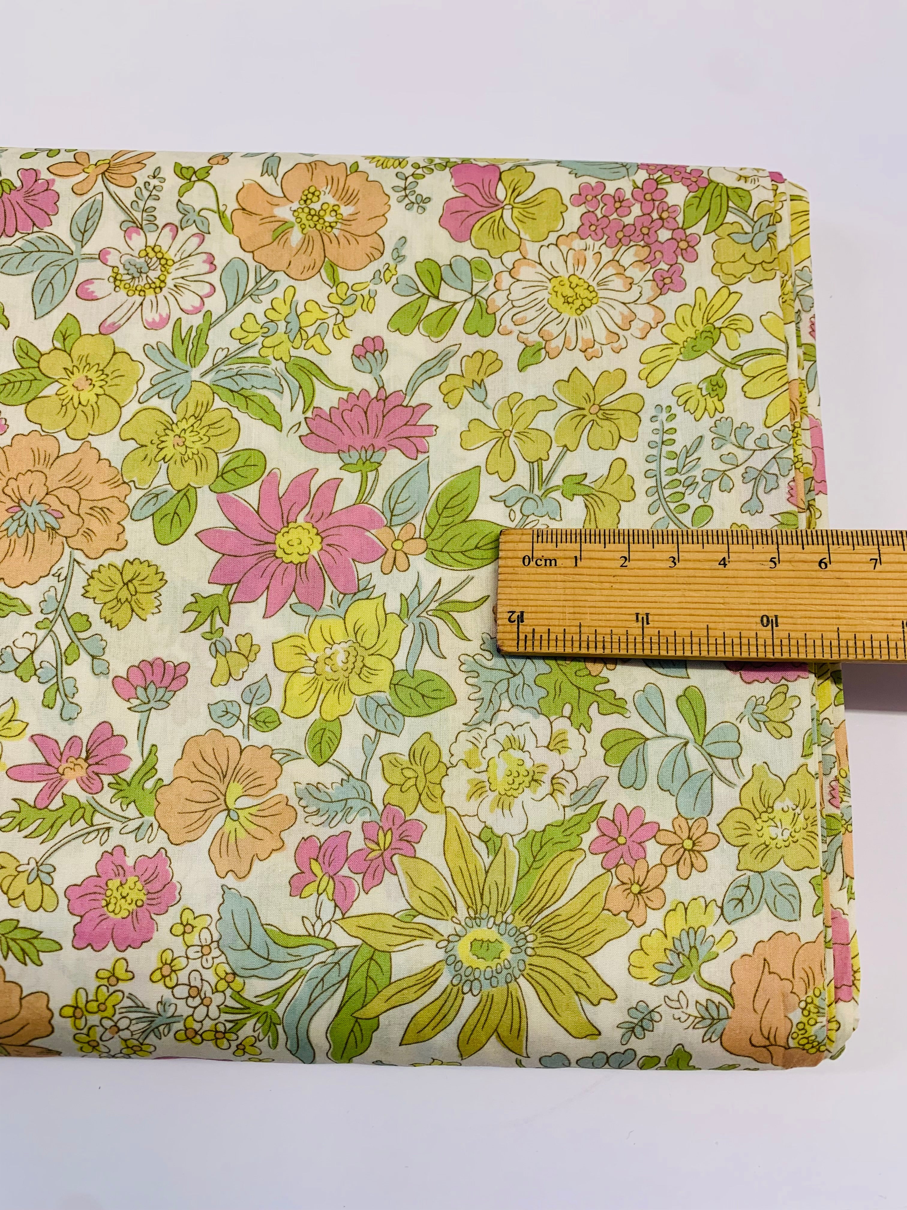 Liberty Fabrics Tana Cotton Lawn: Archive Daydream Daisy Morisa B