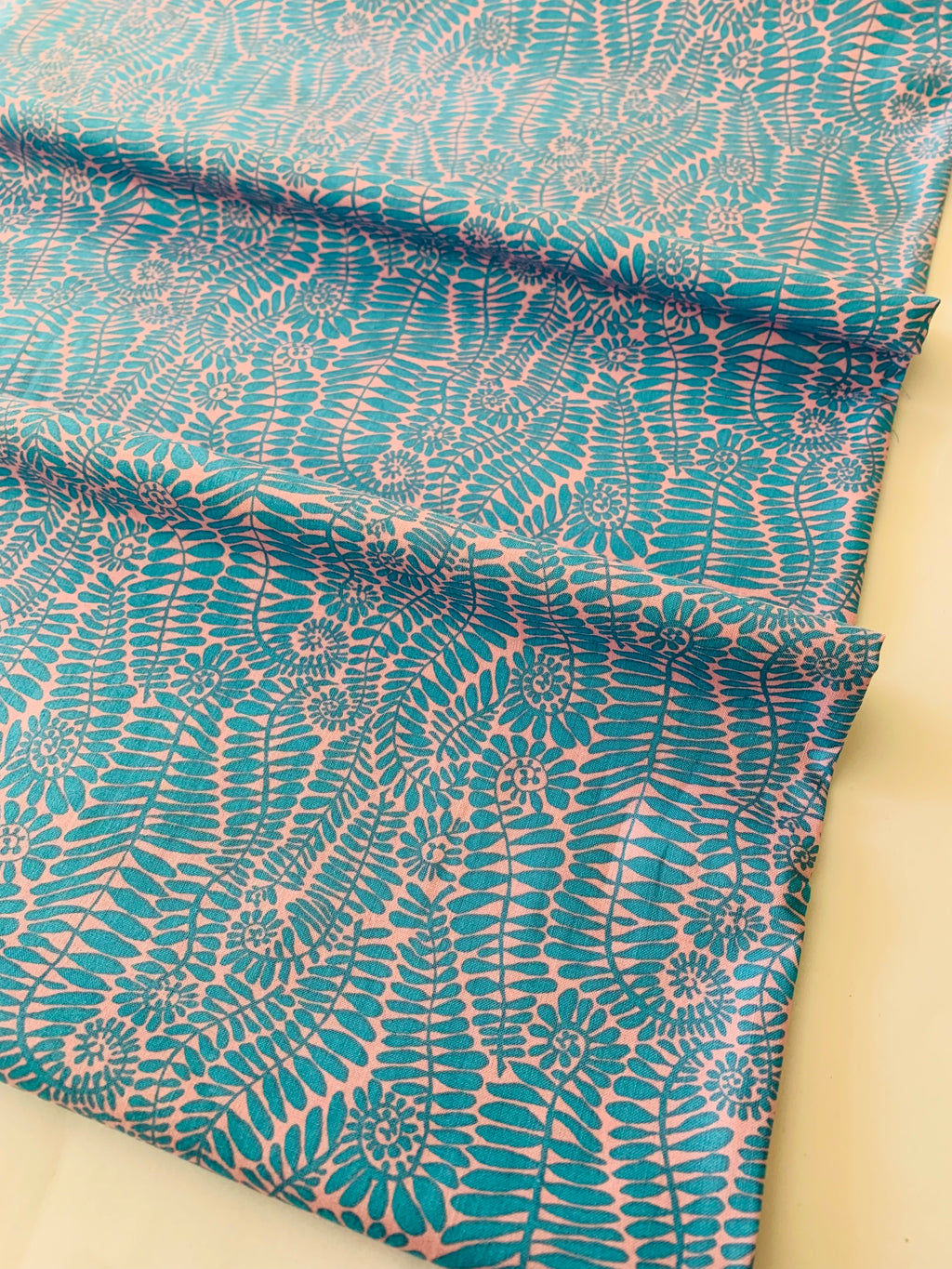 Kaffe Fassett Collective 2025/ SM Fronds in Summer