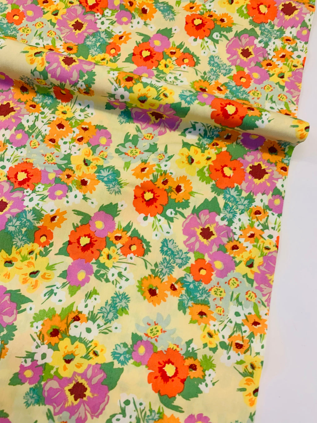 Art Gallery Fabrics/ THE CUR8TOR Gardenista Wild Flora Spring