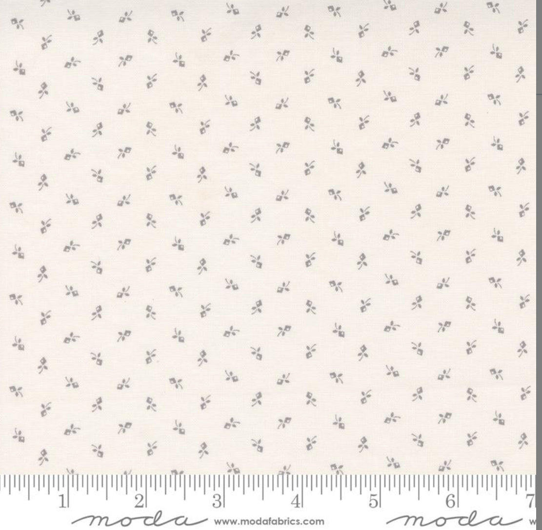 Itty Bitty BG Gatherings/ Gath Grey Floral by Moda