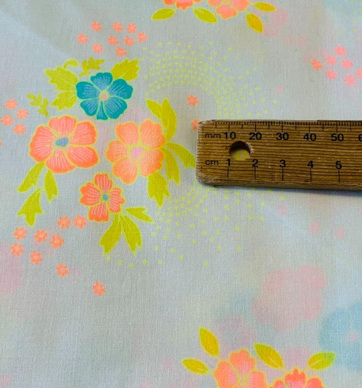 Petit Pan/ Folksy Foam Printed Cotton