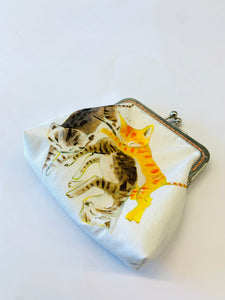 The Selvedge Society CLIP PURSE Kit/ Barn Kittens