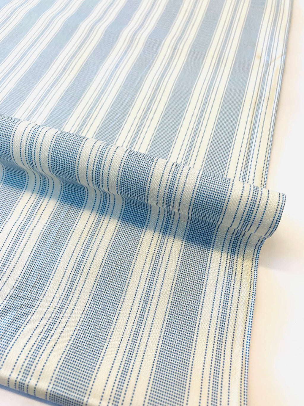 Tilda/ Tea Towel Basics/ Biscuit Stripe Blue