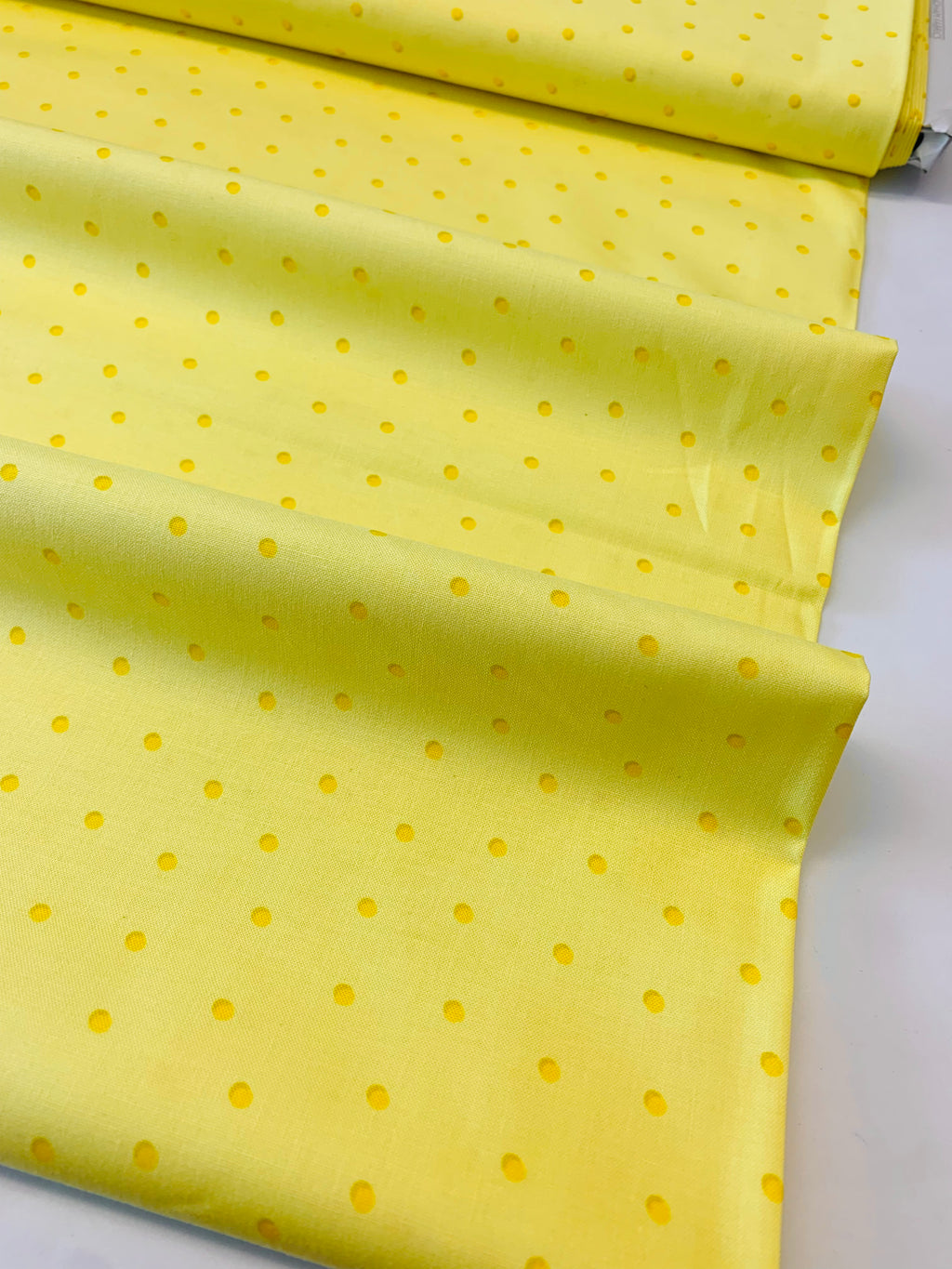 Windham Fabrics/ Color Club in Dotted Lemon