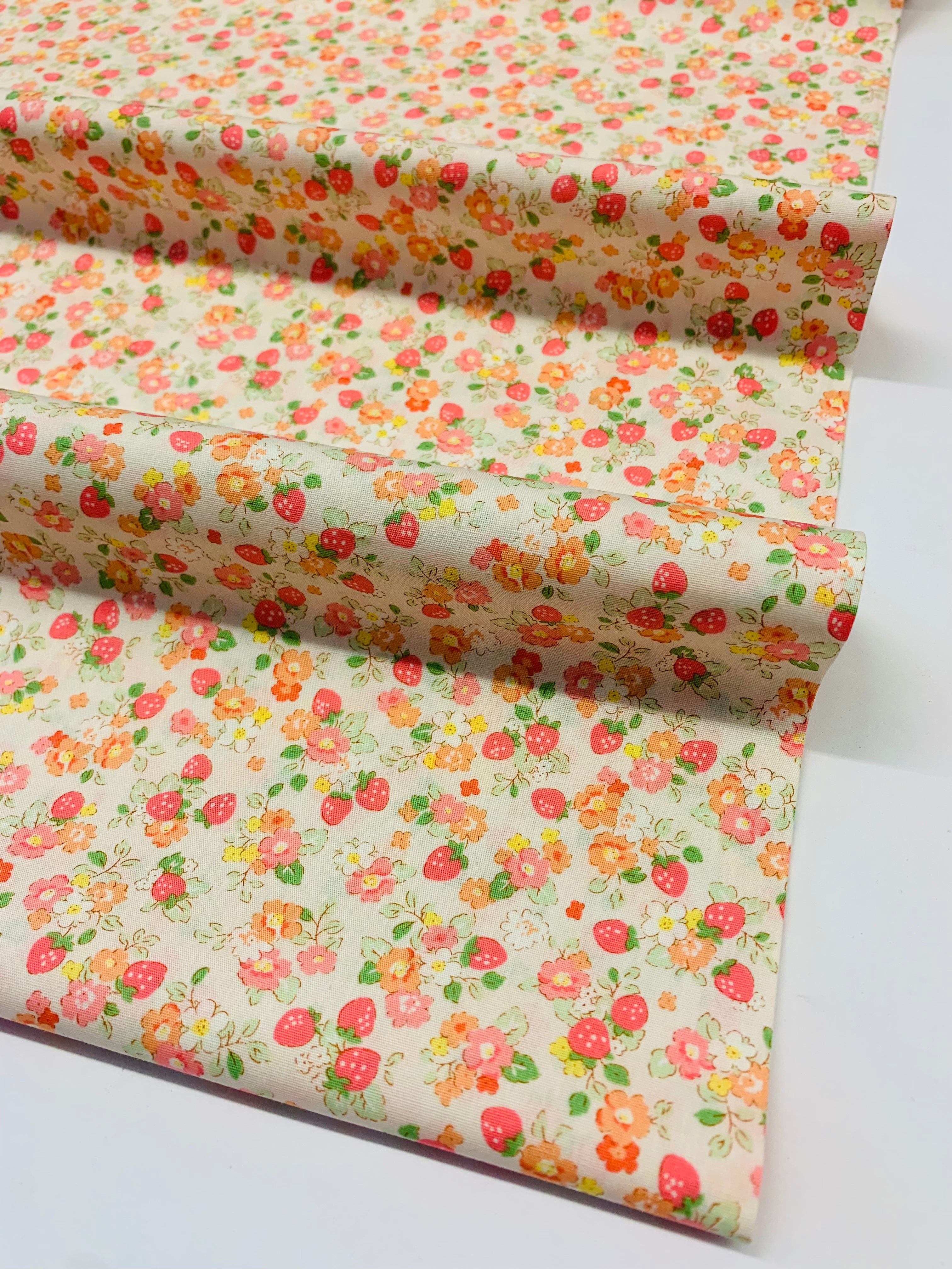 Japanese Cotton Printed Poplin/ Strawberry Shortcake