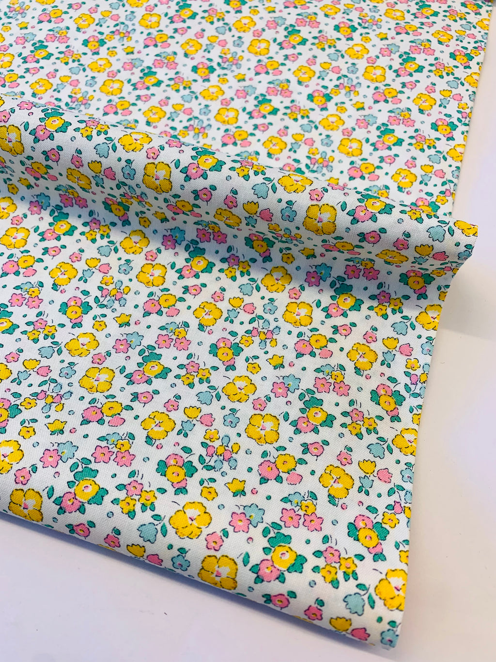 Liberty Cotton Riviera Collection: Seaside Blossoming
