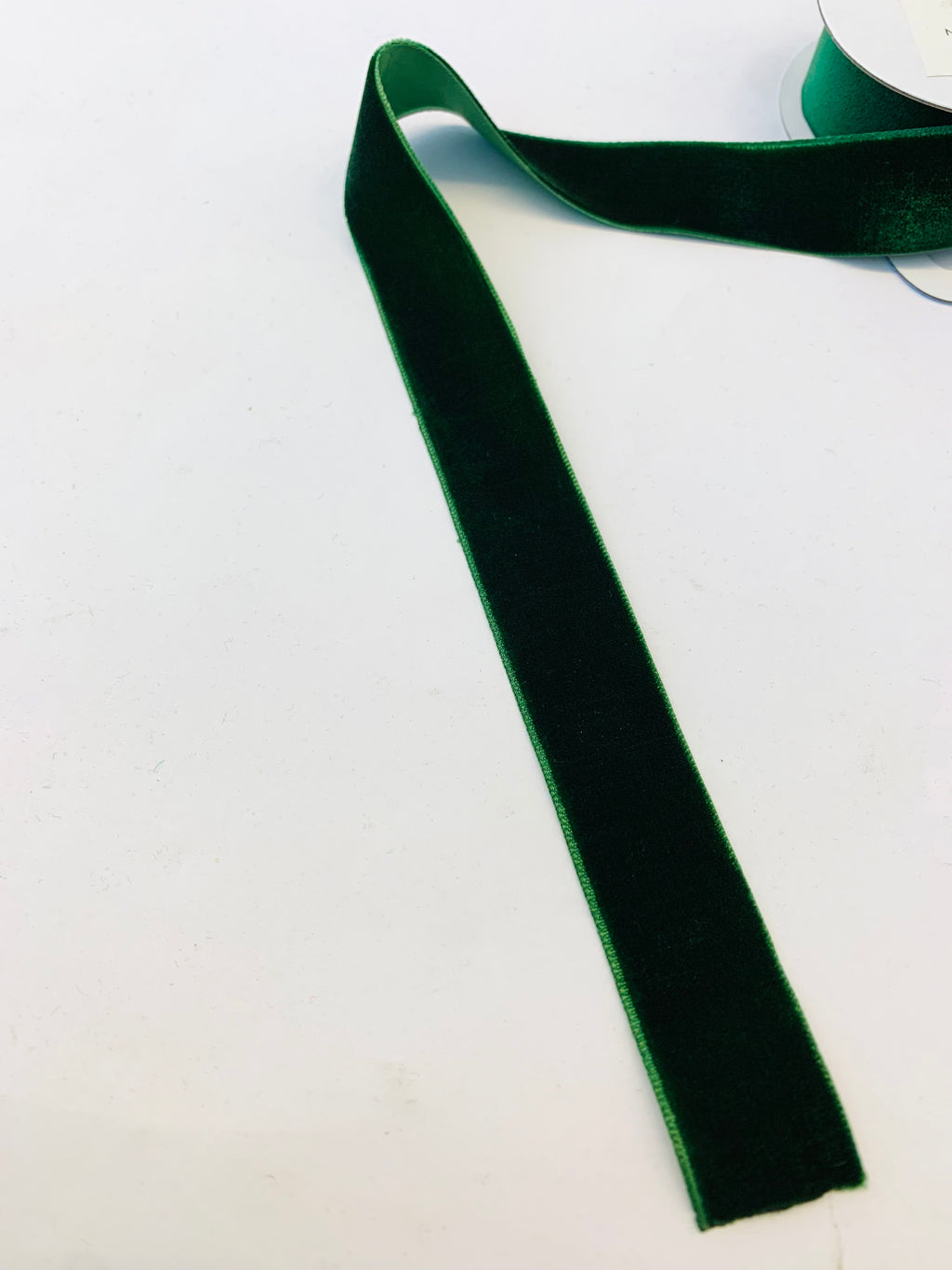 Velvet ribbon: 22mm x 2m