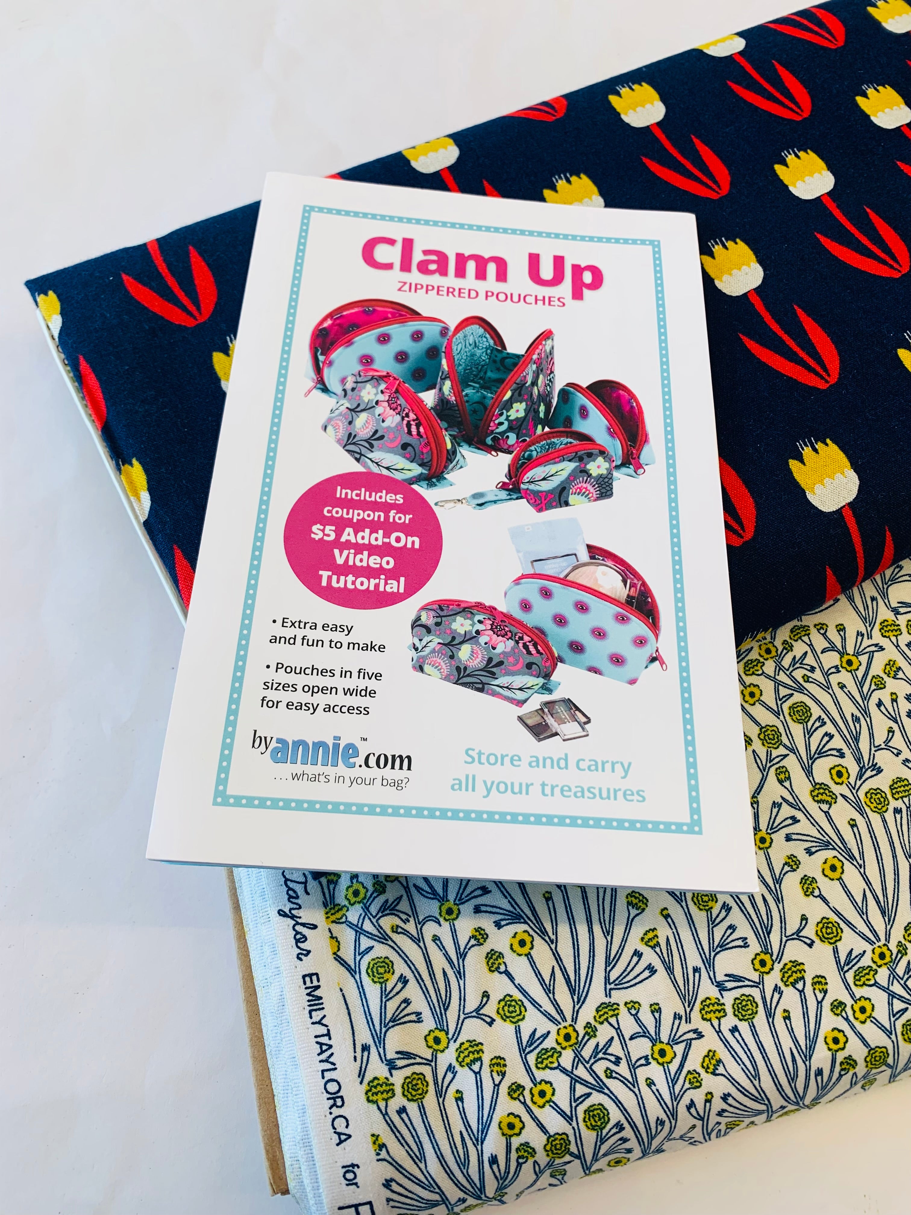 Clam Up Zippered Pouches kit