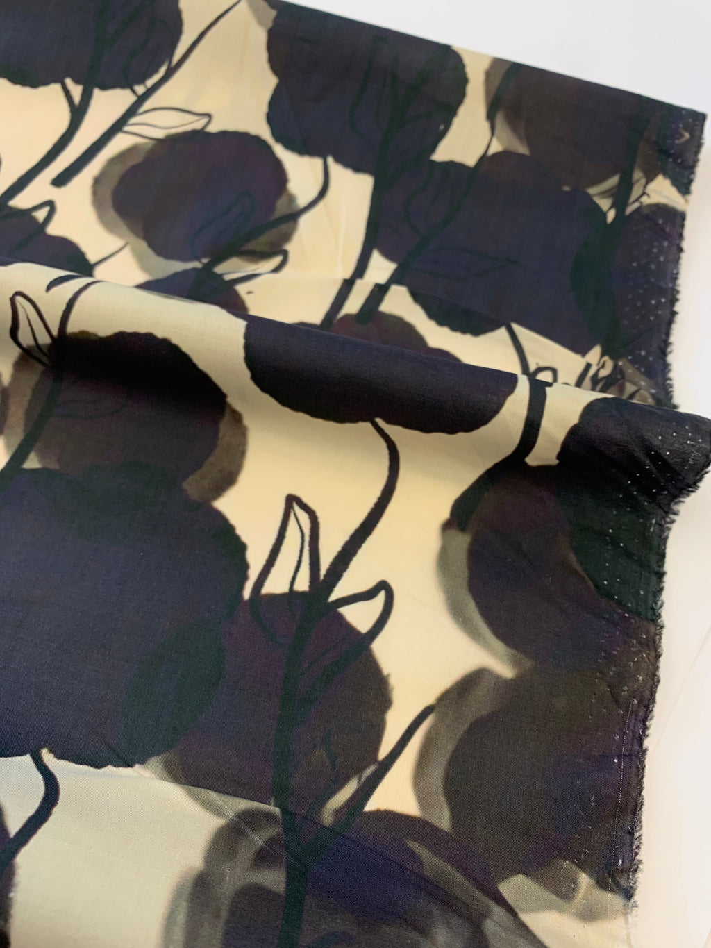 BLOTTED ROSE/ Cotton Lawn print