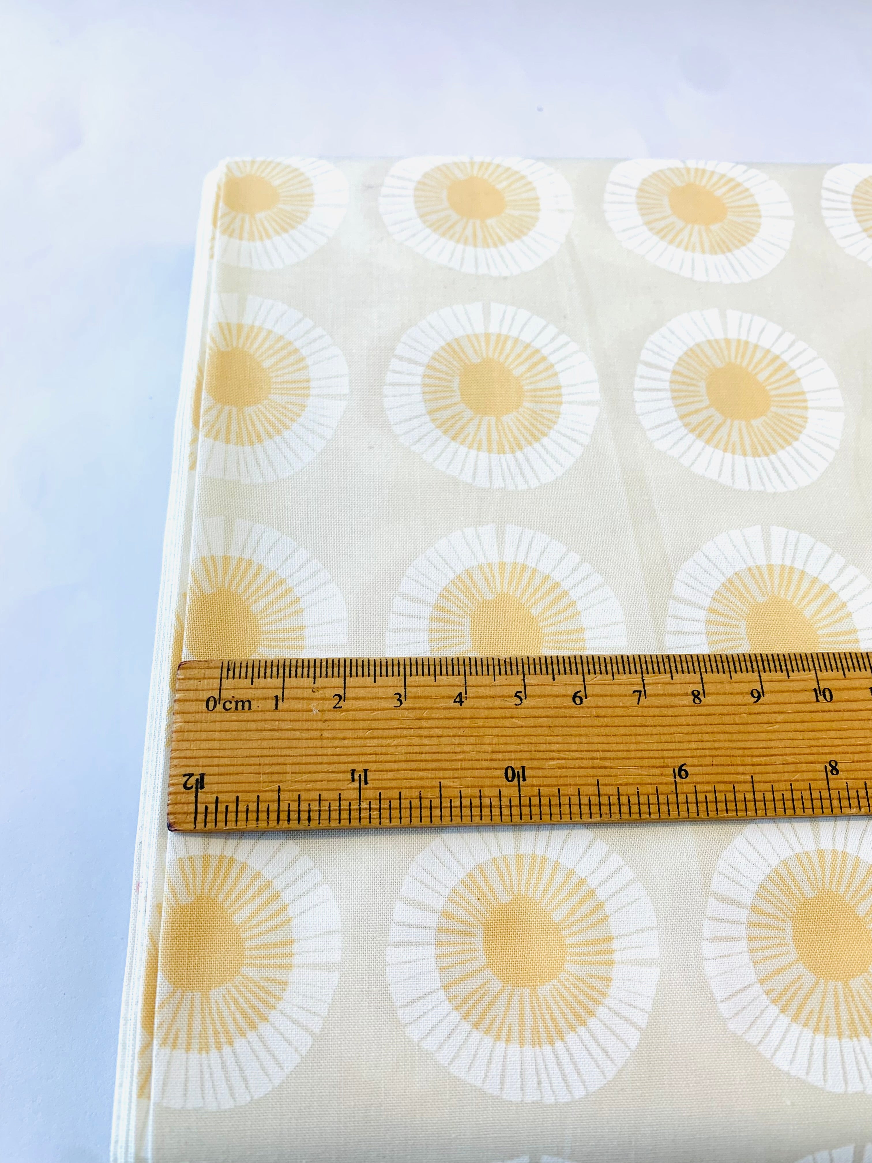 Reimagined Landscapes/ Seaside Daisy in Natural Ruby Star Society