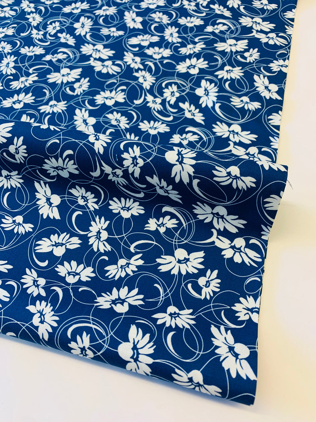 Robert Kaufman/ Daisy’s Bluework in Navy