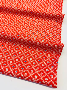 Windham Fabrics: Sugarcube/ Flower Lattice in red