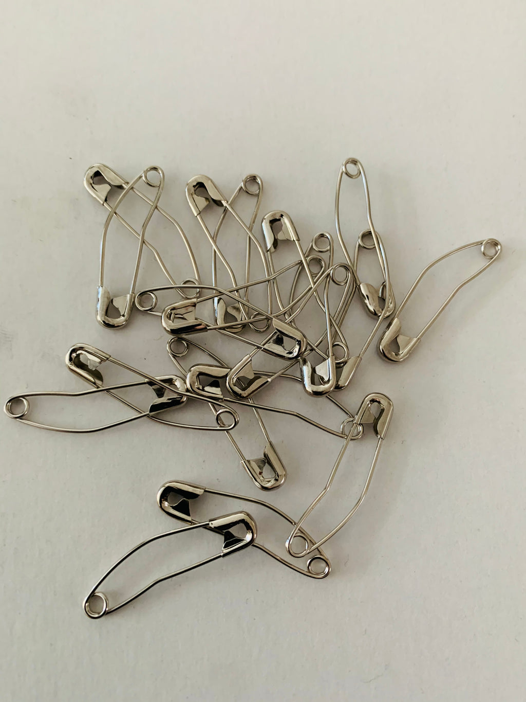 Curved Pins: 100 pack