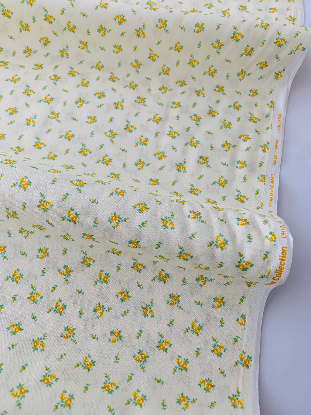 Sevenberry Yellow Rose Bouquet