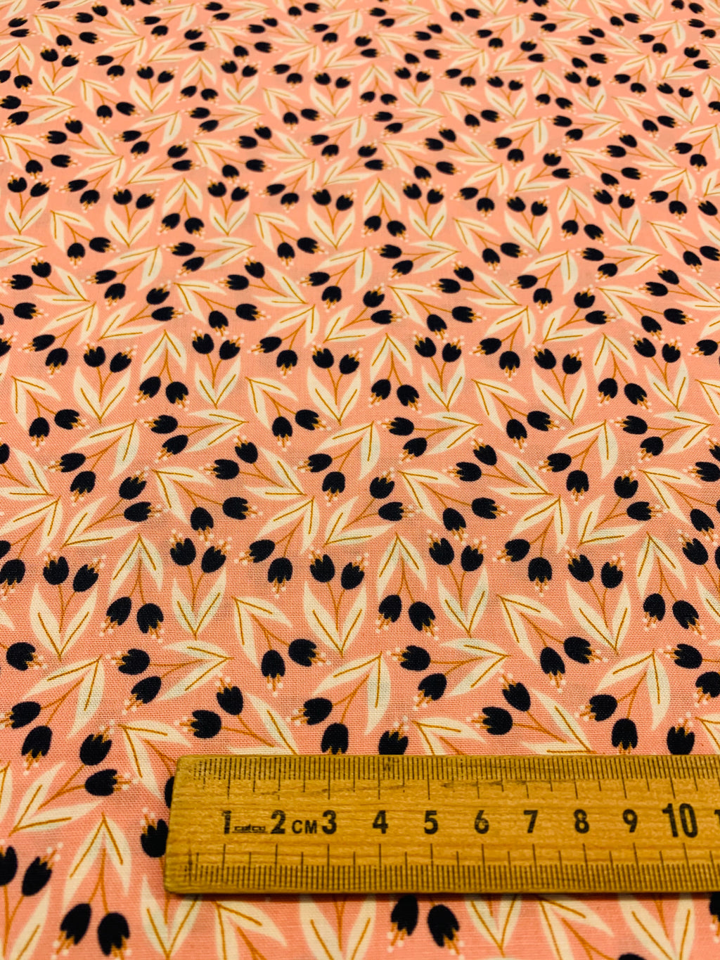 SALE  Felicity Fabrics: Honey Blossom