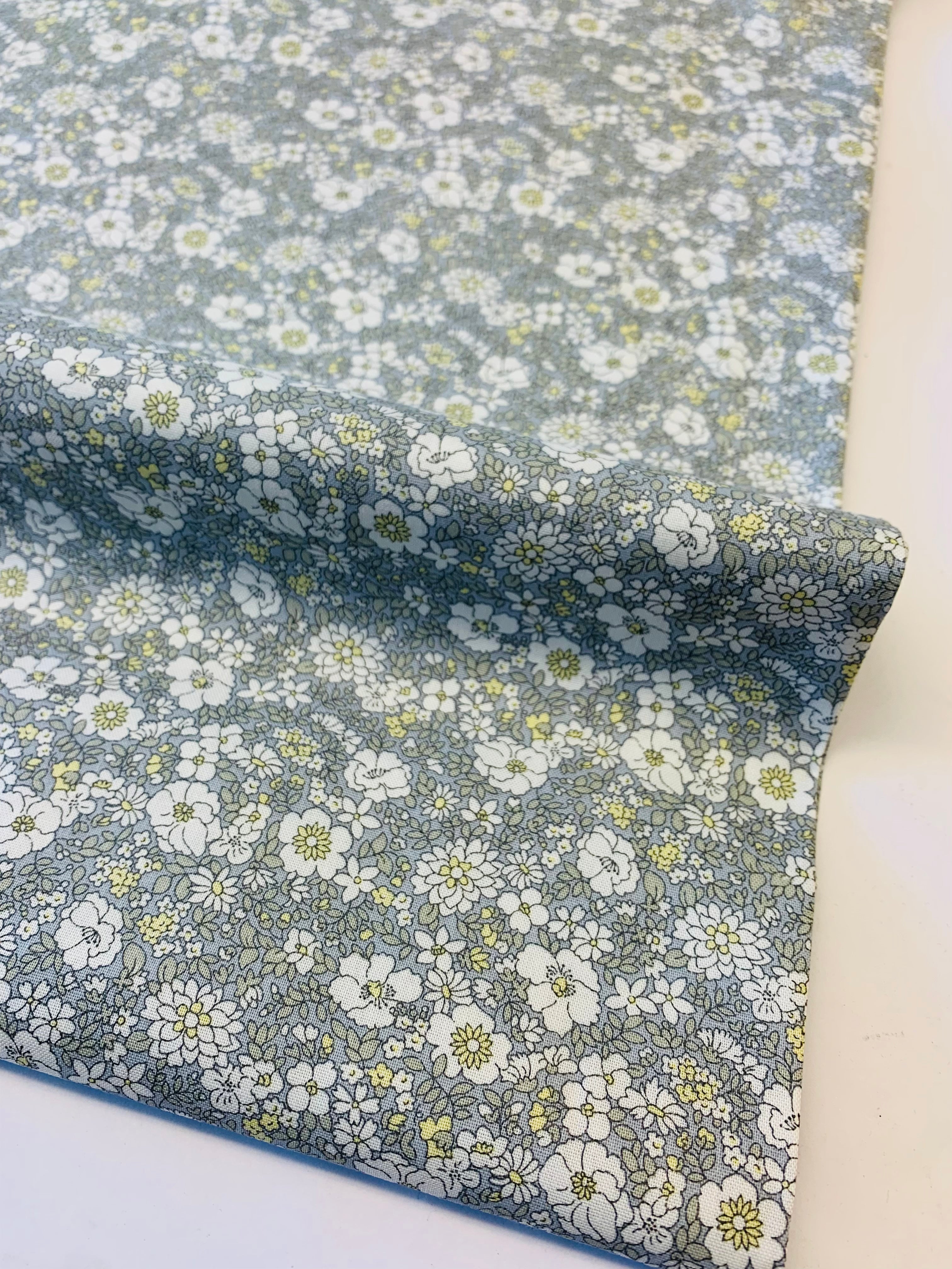 Liberty Cotton/ Flower Show Pebble: Arley Blossom