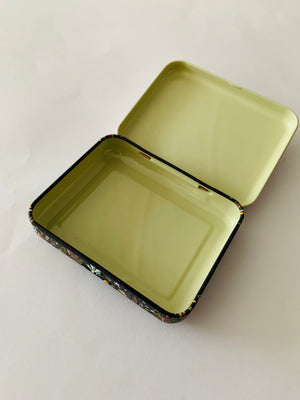 Moda/ Fancy That: Small floral tin