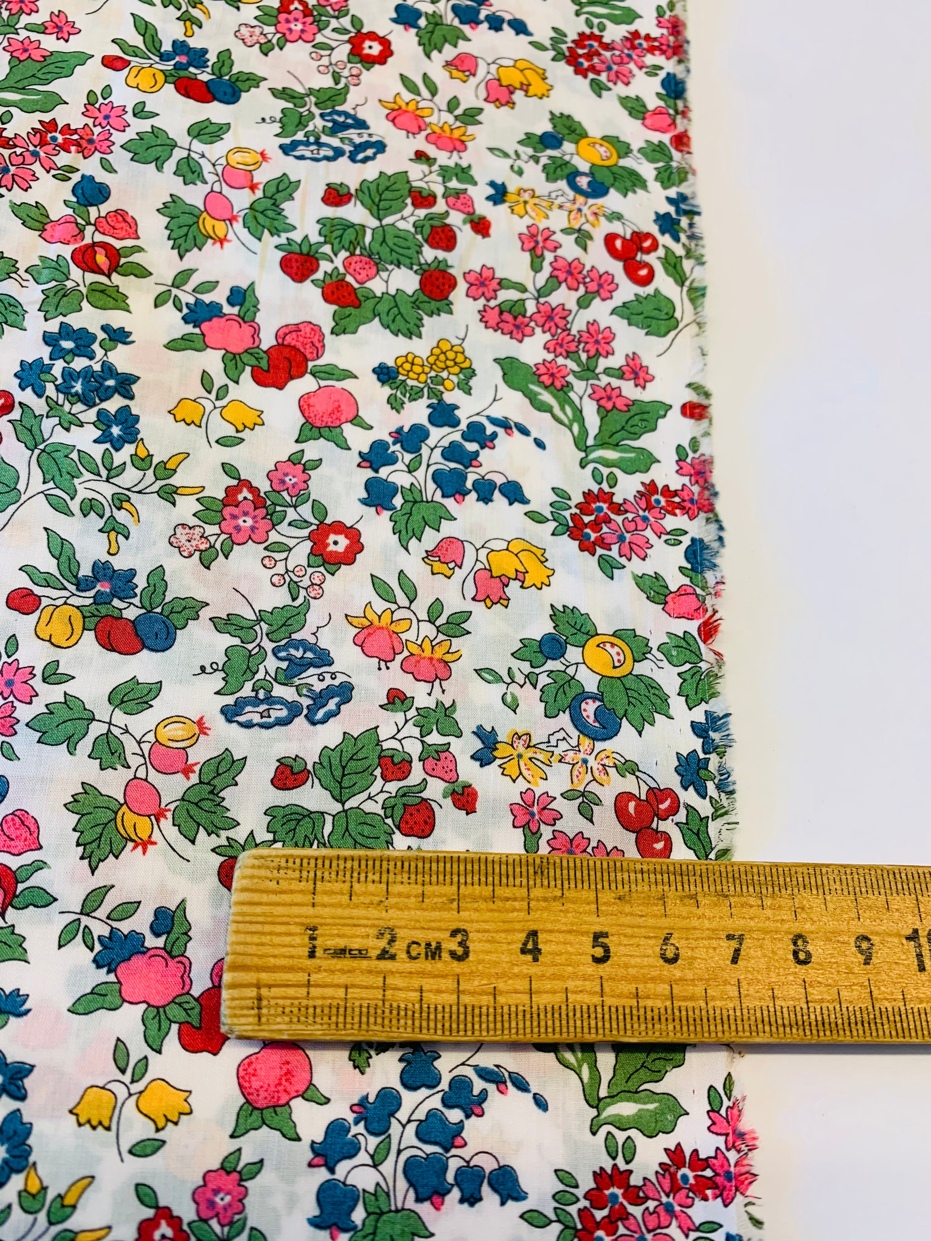 ORGANIC Liberty Fabrics Tana cotton lawn: Nancy Ann B