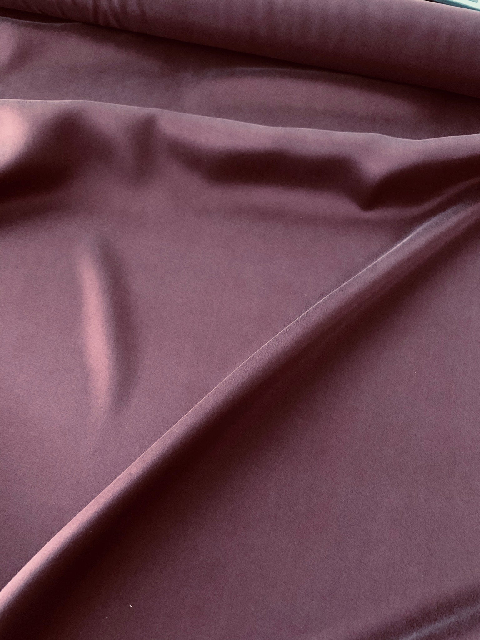 Atelier: Silk satin in merlot