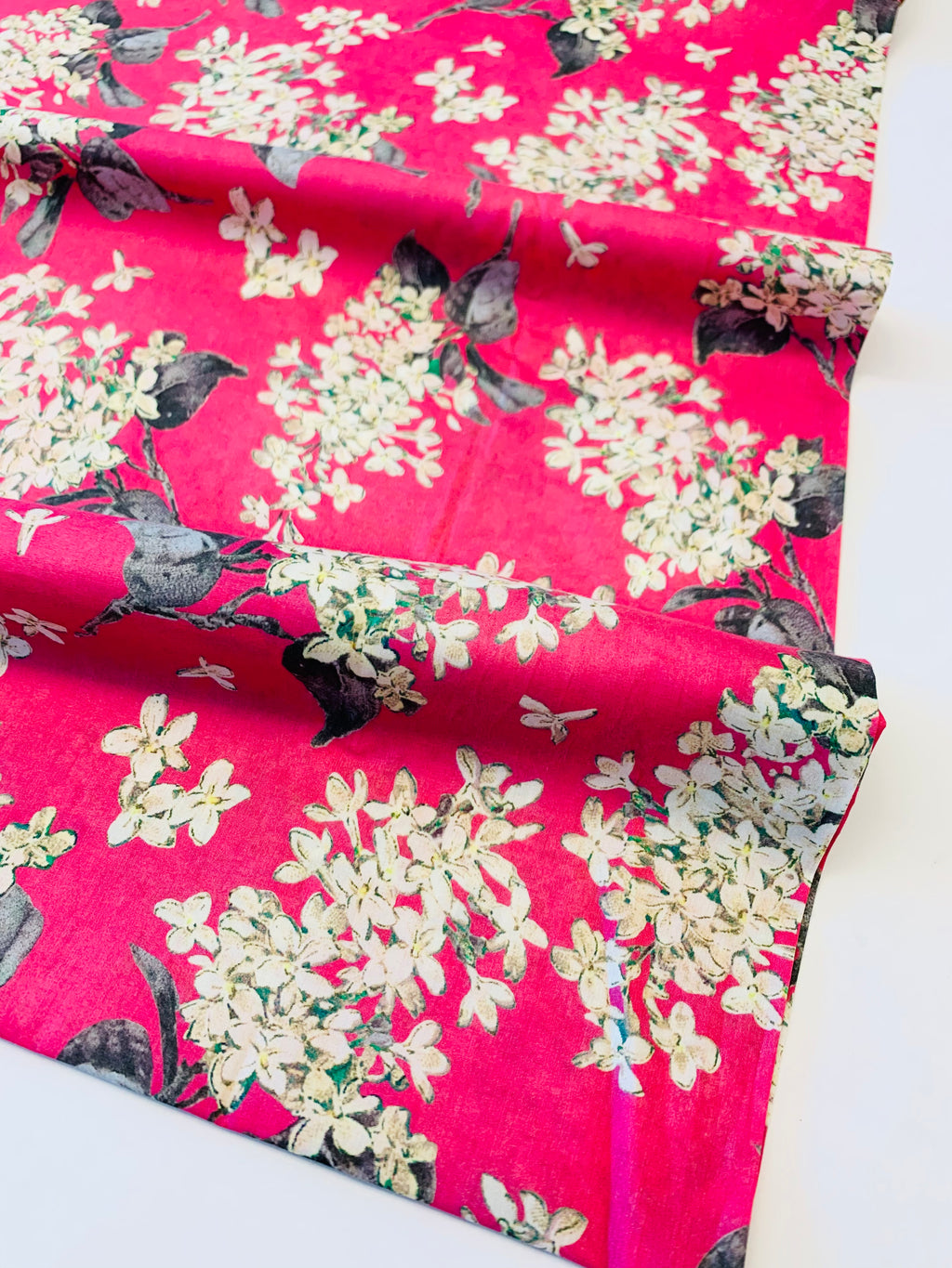 Liberty Fabrics Tana  cotton lawn: Archive Lilac E