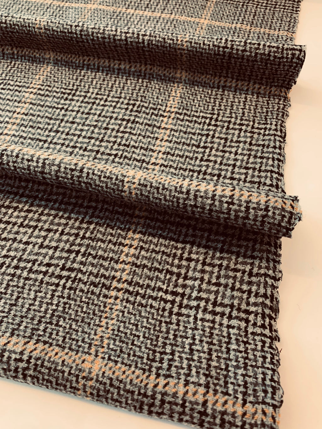 CROSSLEY: Wool Mix Check in Pewter