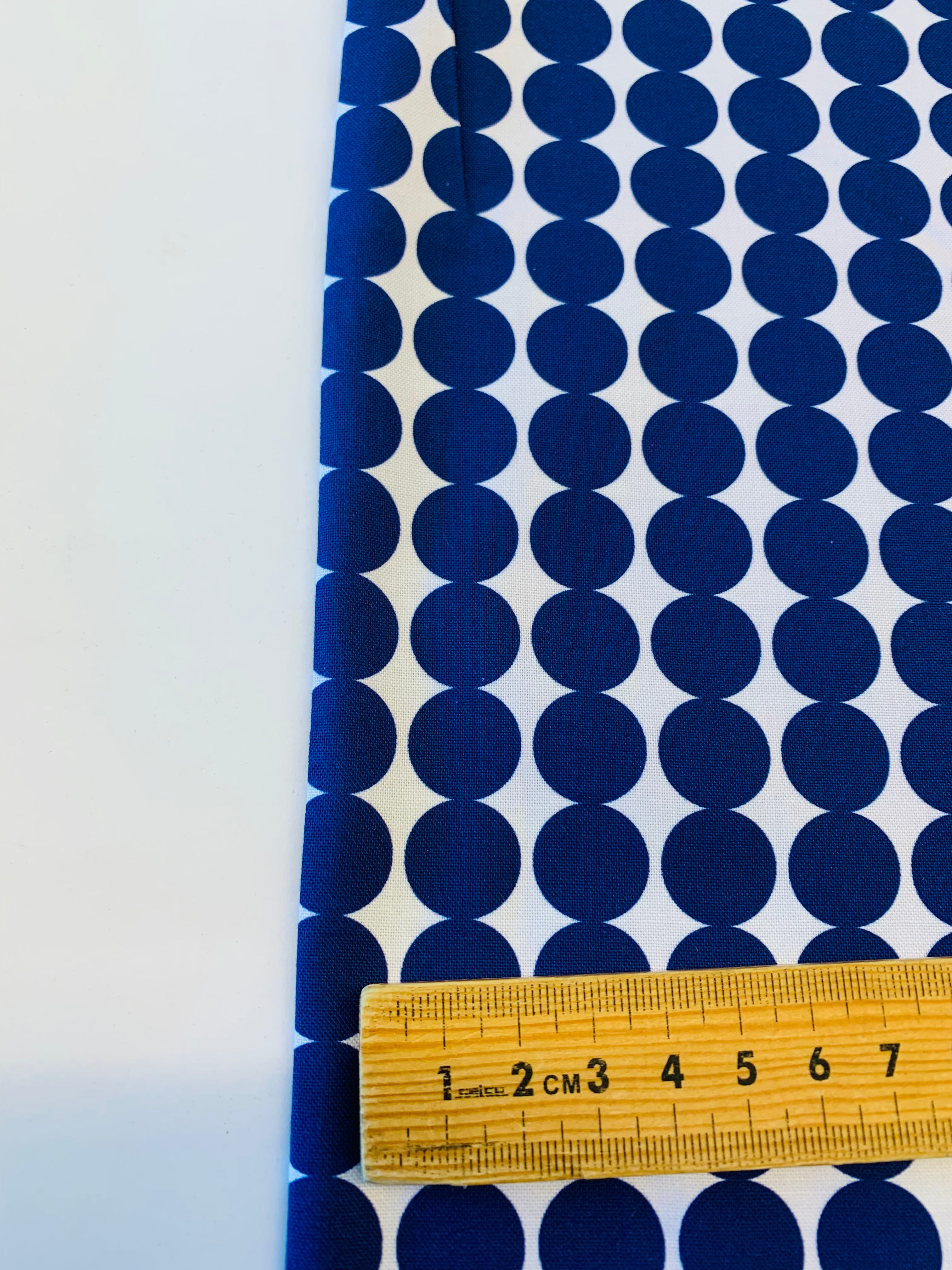 Windham Fabrics: Dot Dot Dot Blue