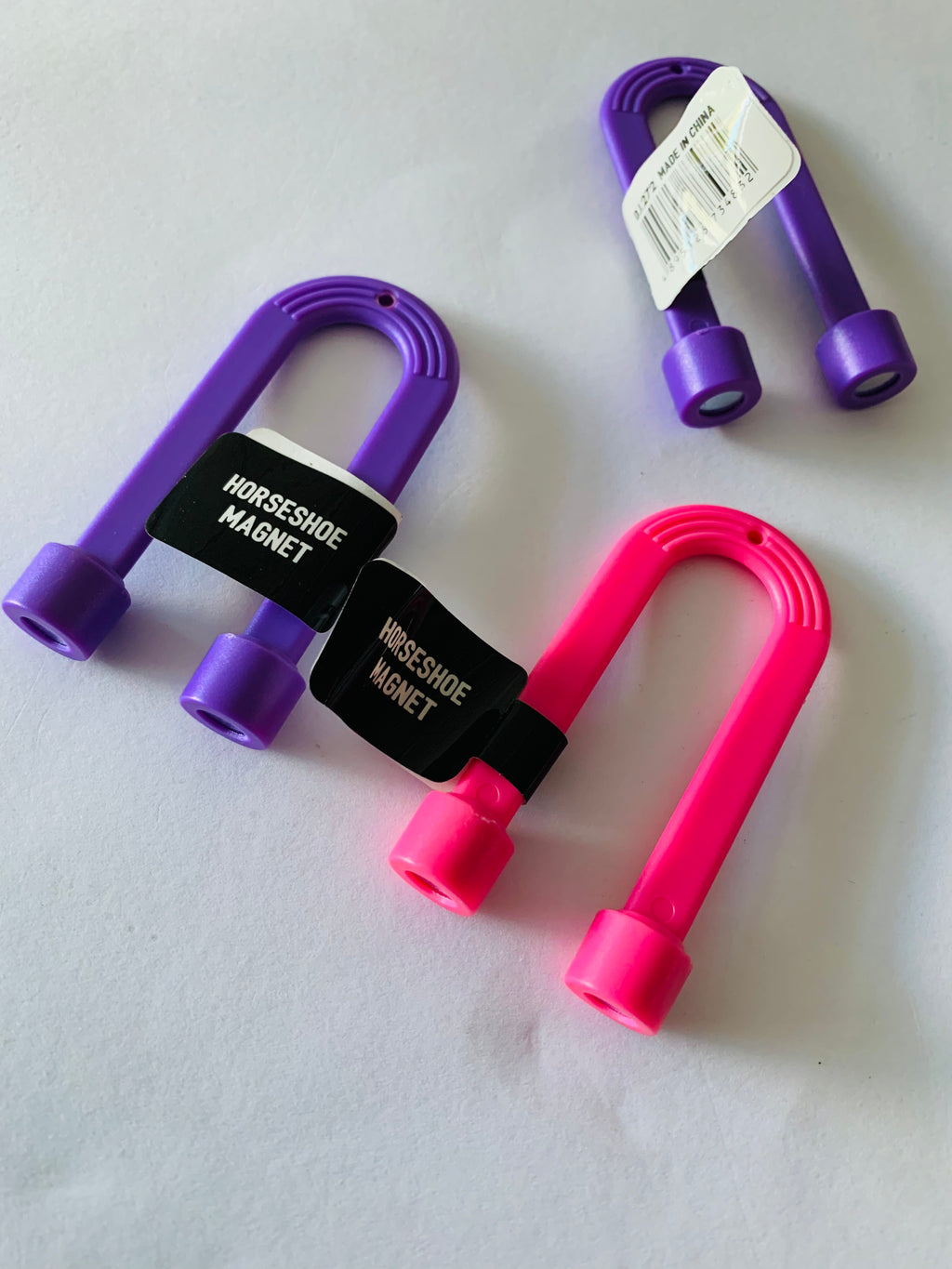 Hemline Horseshoe Magnet