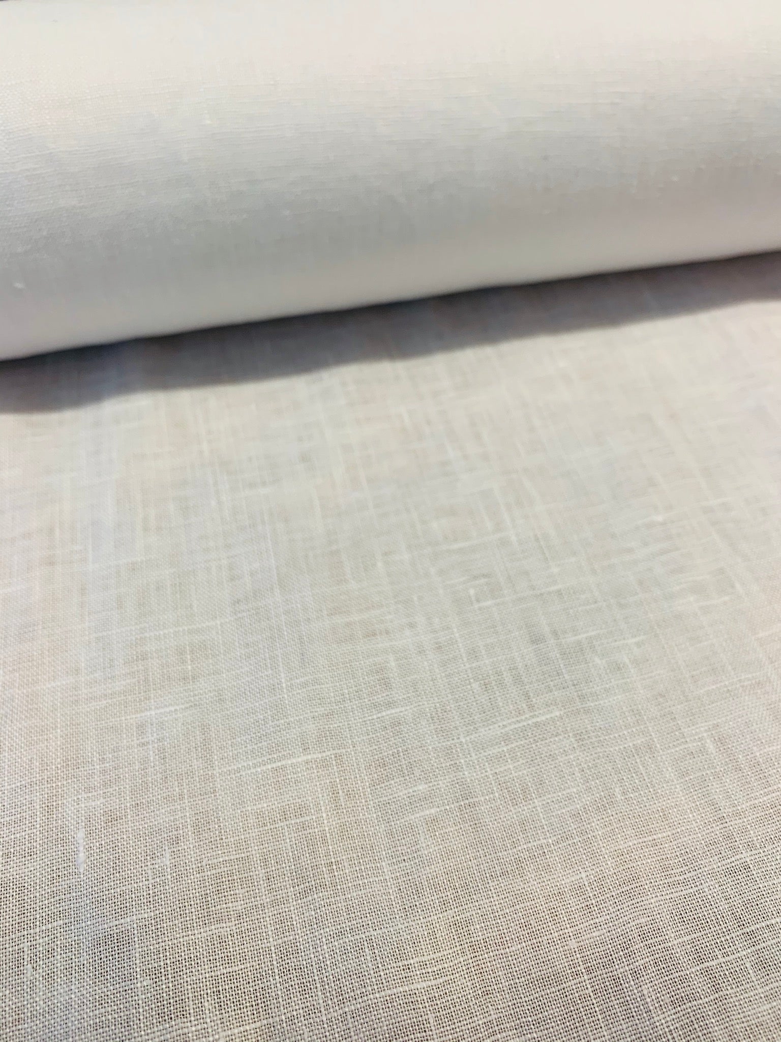 Mid Weight Linen in White