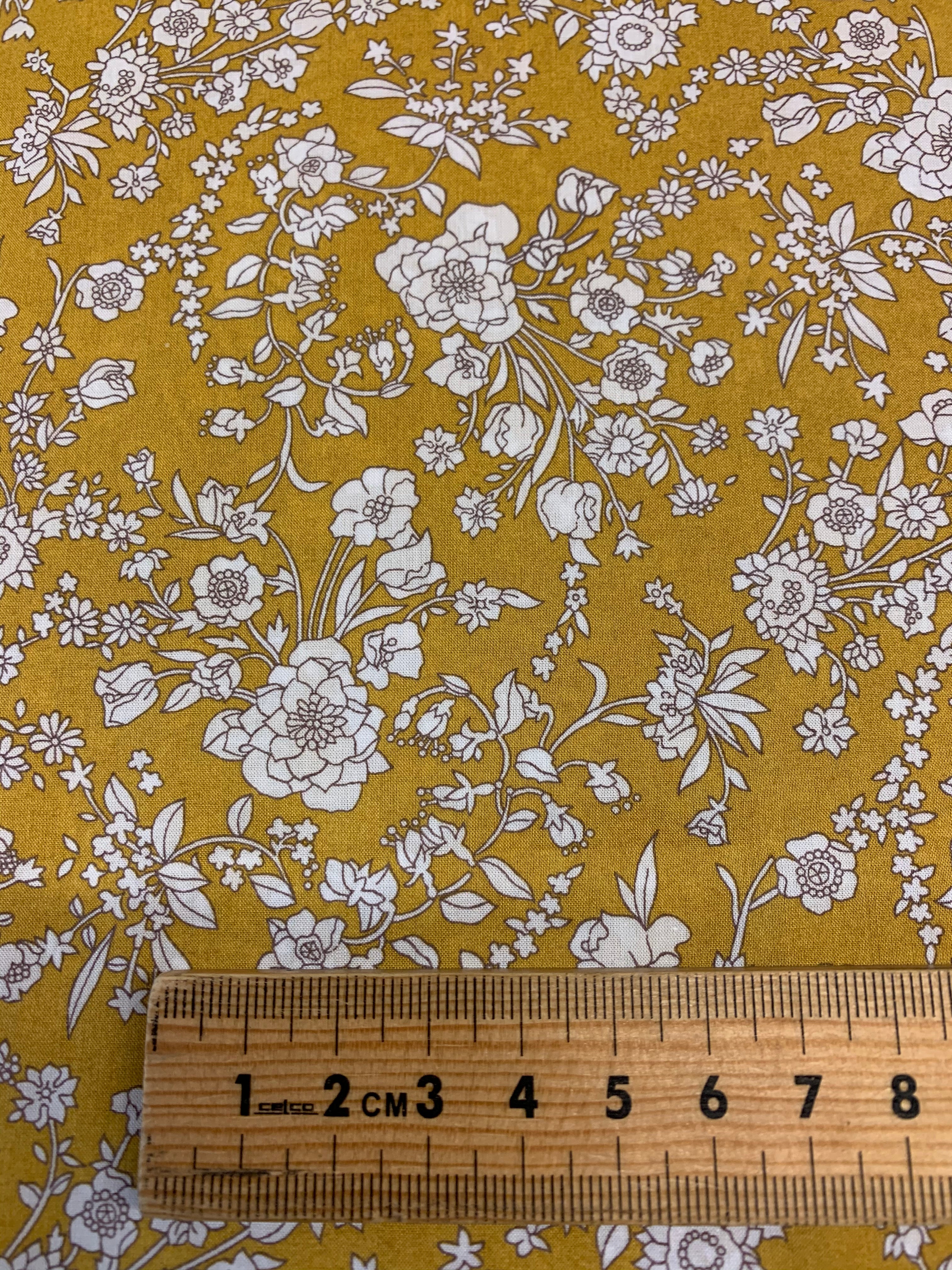 Liberty Fabrics Tana cotton lawn: Summer Blooms