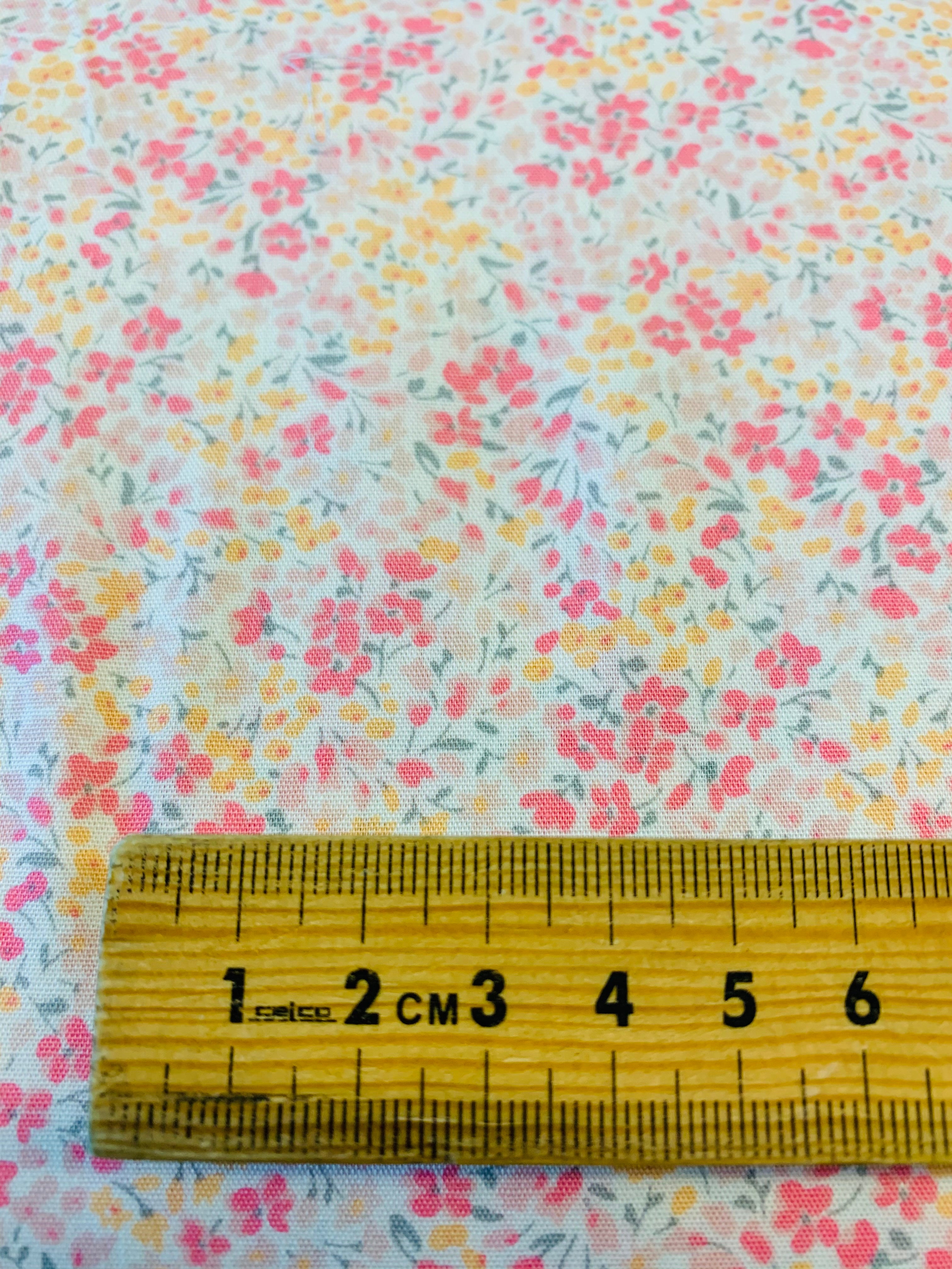 Japanese Cotton Printed Poplin: Pink Ditsy