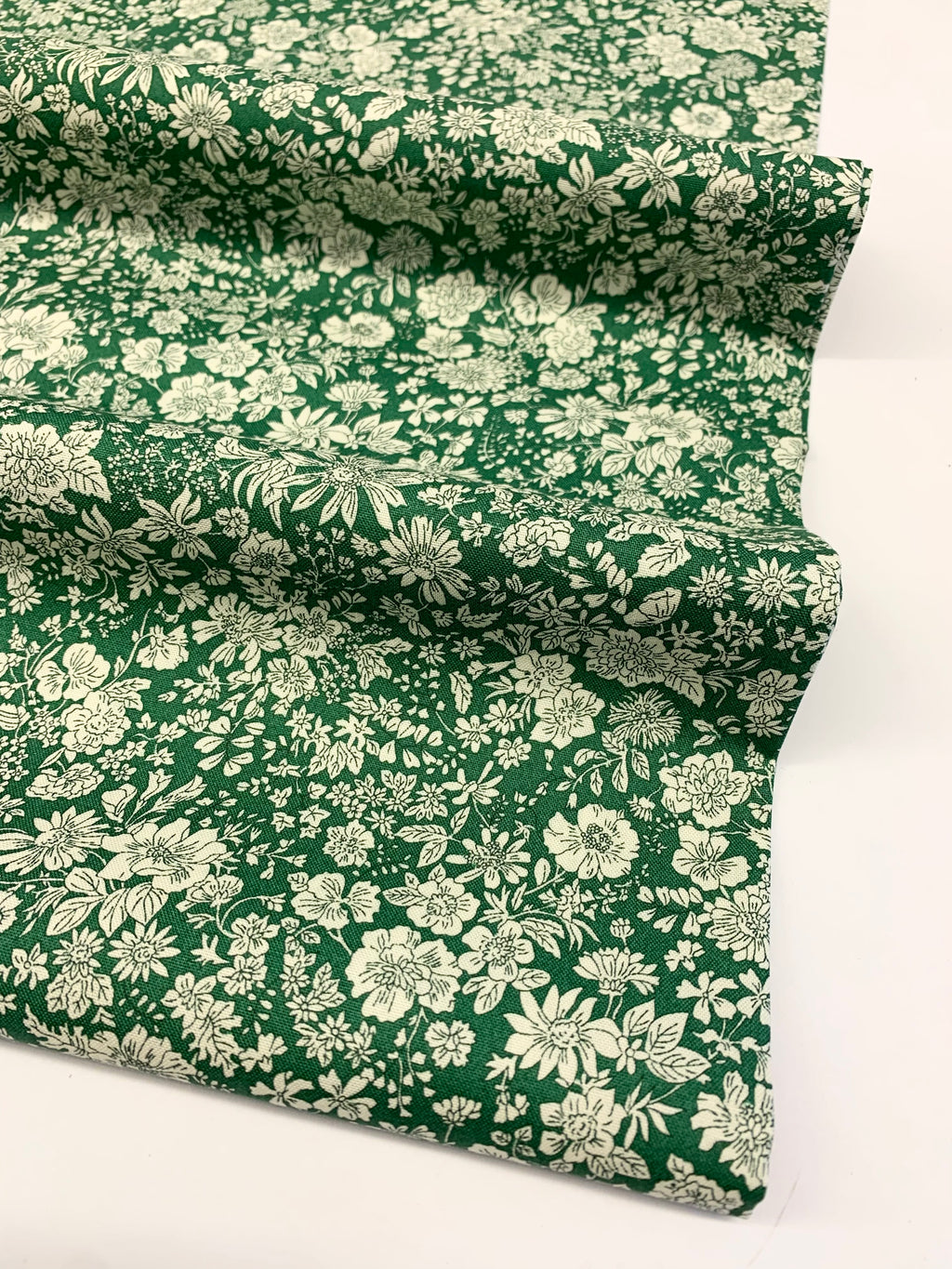 Liberty Cotton: The Emily Belle Collection/ Evergreen